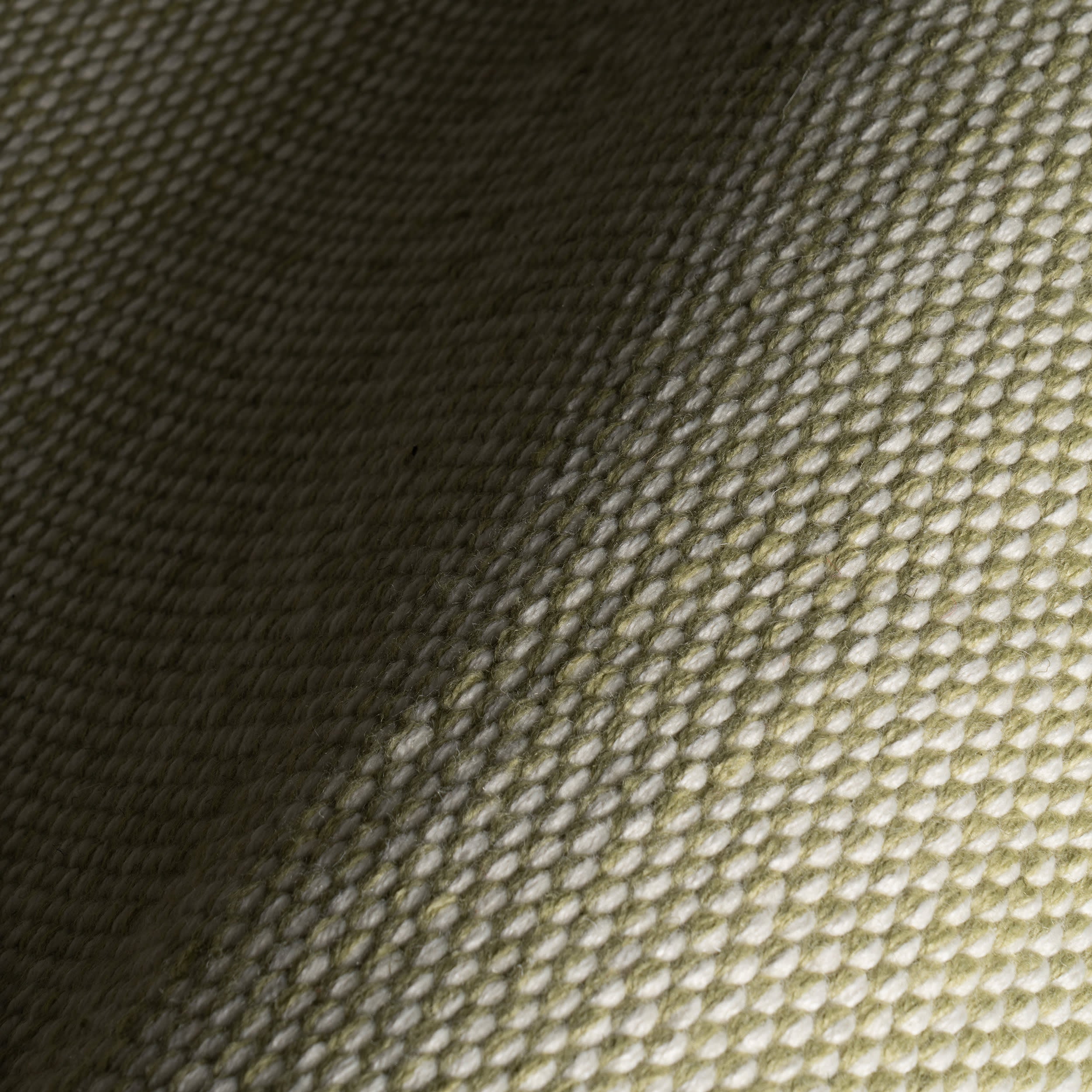 Pebble Handwoven Performance Rug | Green - Image 4