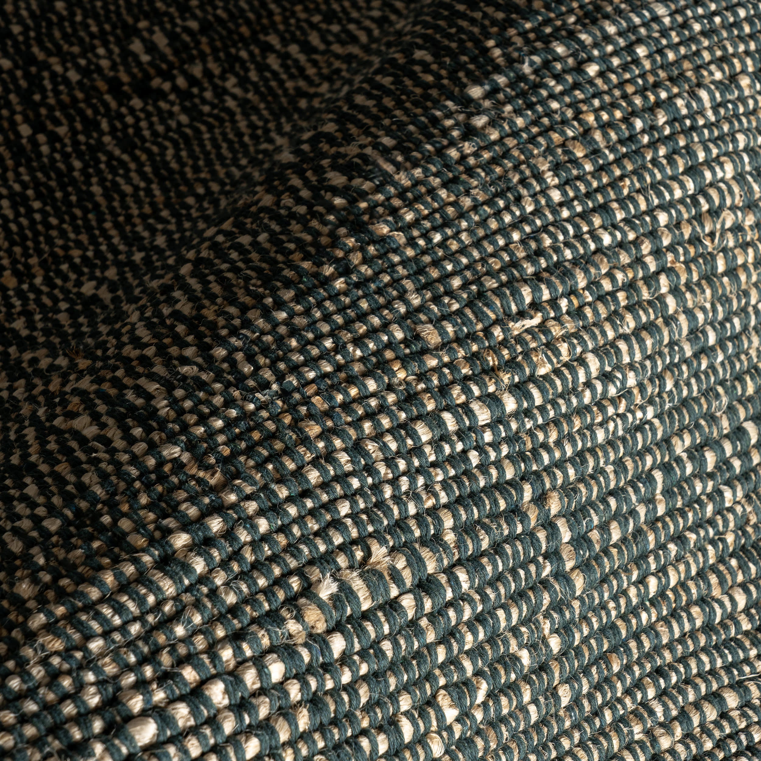 Perfect Handwoven Jute-Blend Rug | Green - Image 3