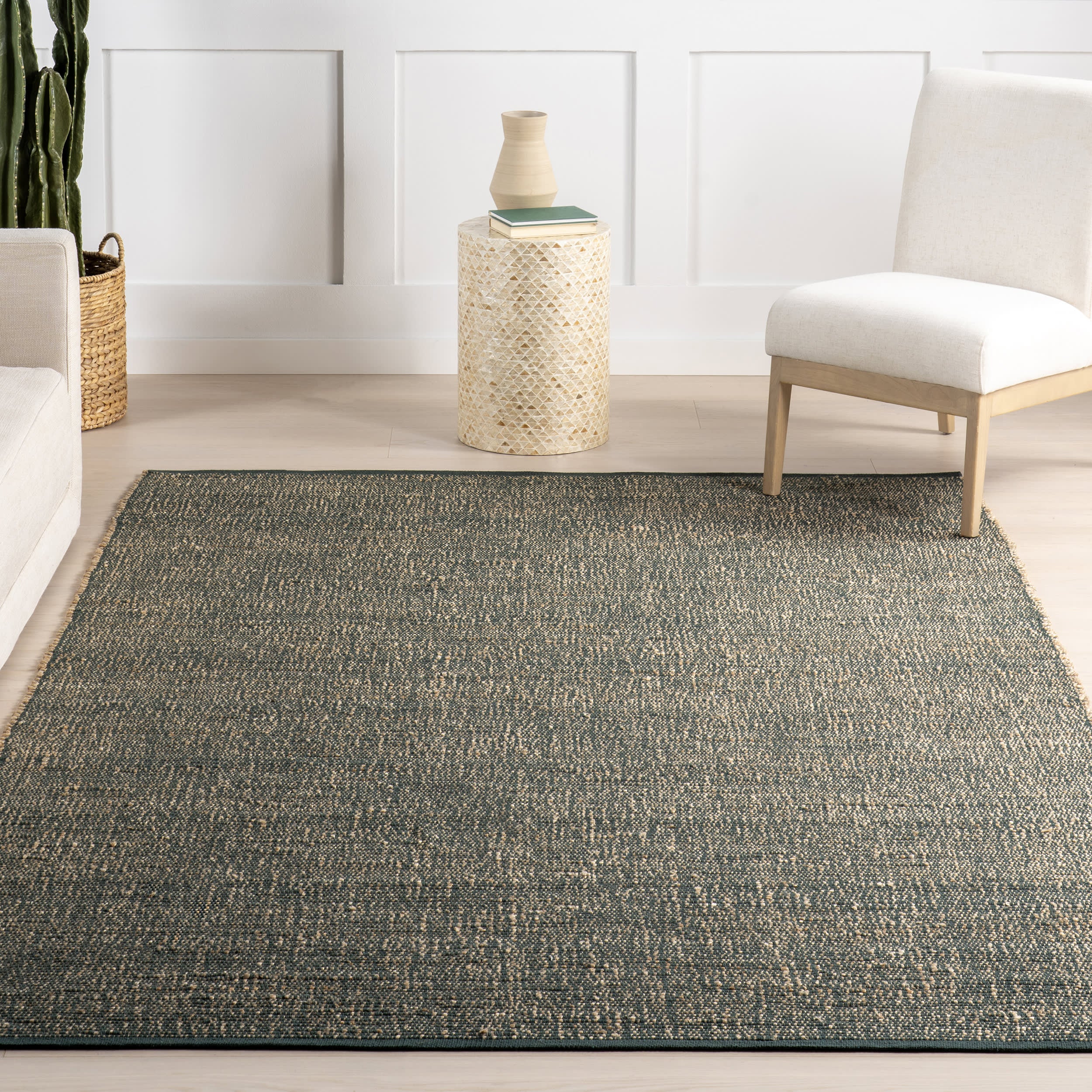 Perfect Handwoven Jute-Blend Rug | Green - Image 5
