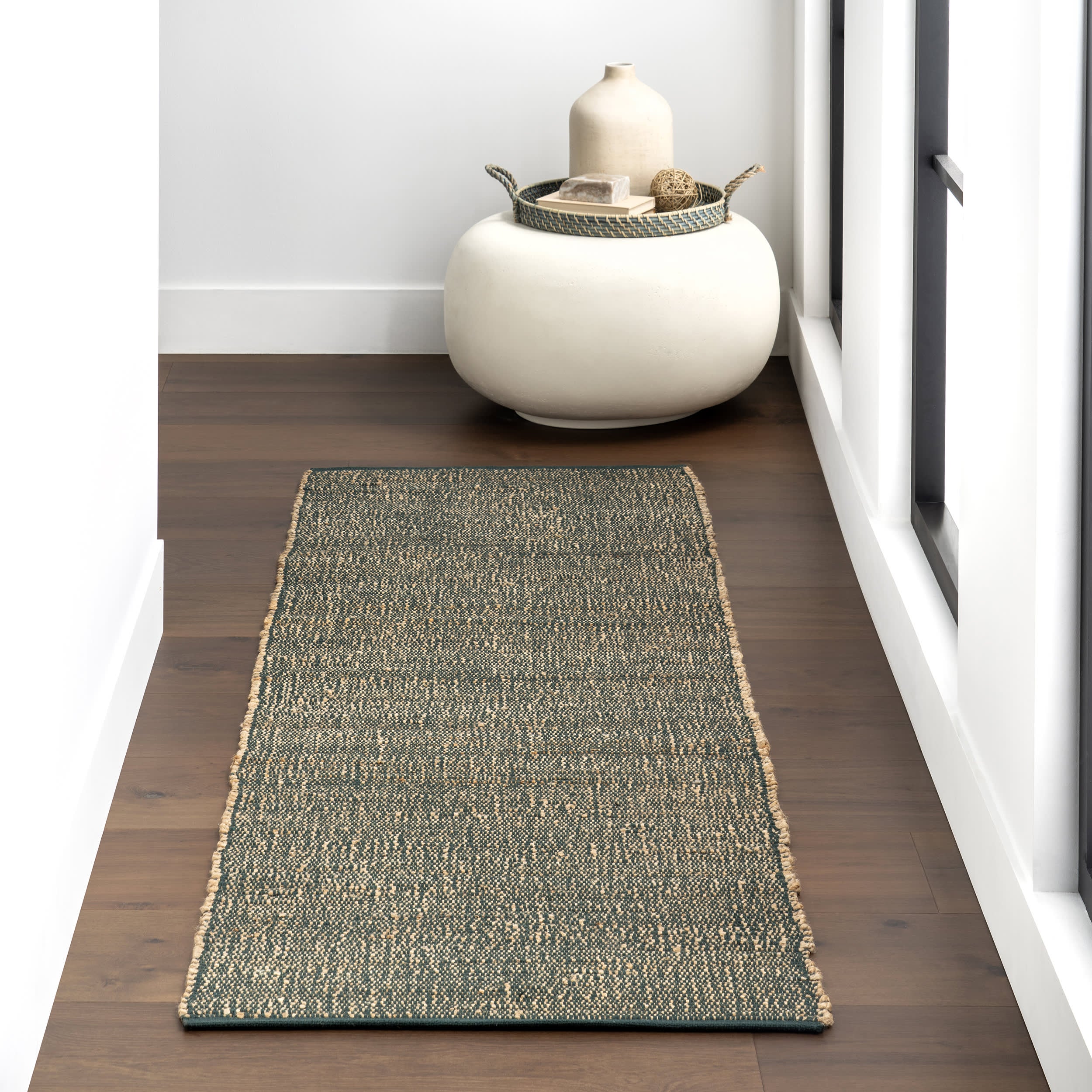 Perfect Handwoven Jute-Blend Rug | Green - Image 2