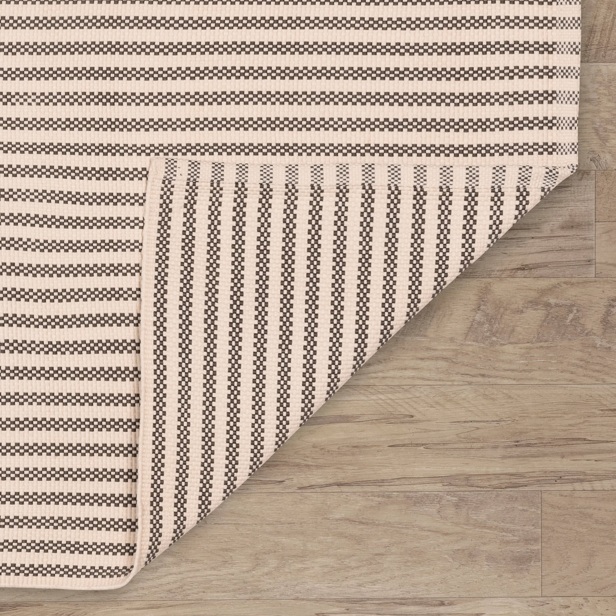 Pinstripe Handwoven Indoor/Outdoor Rug | Grey/Ivory - Image 5