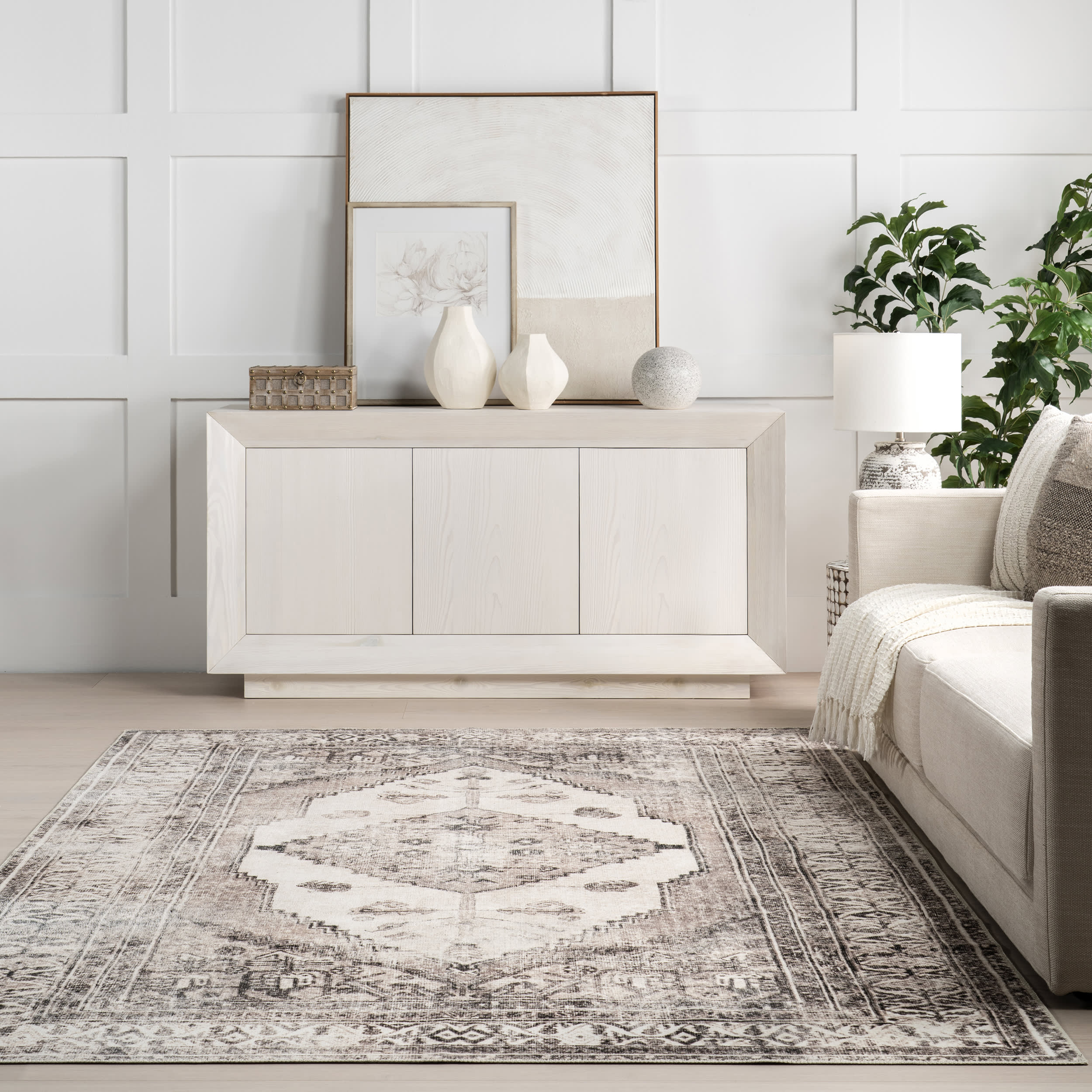 Plated Medallion Washable Rug | Light Grey - Image 4