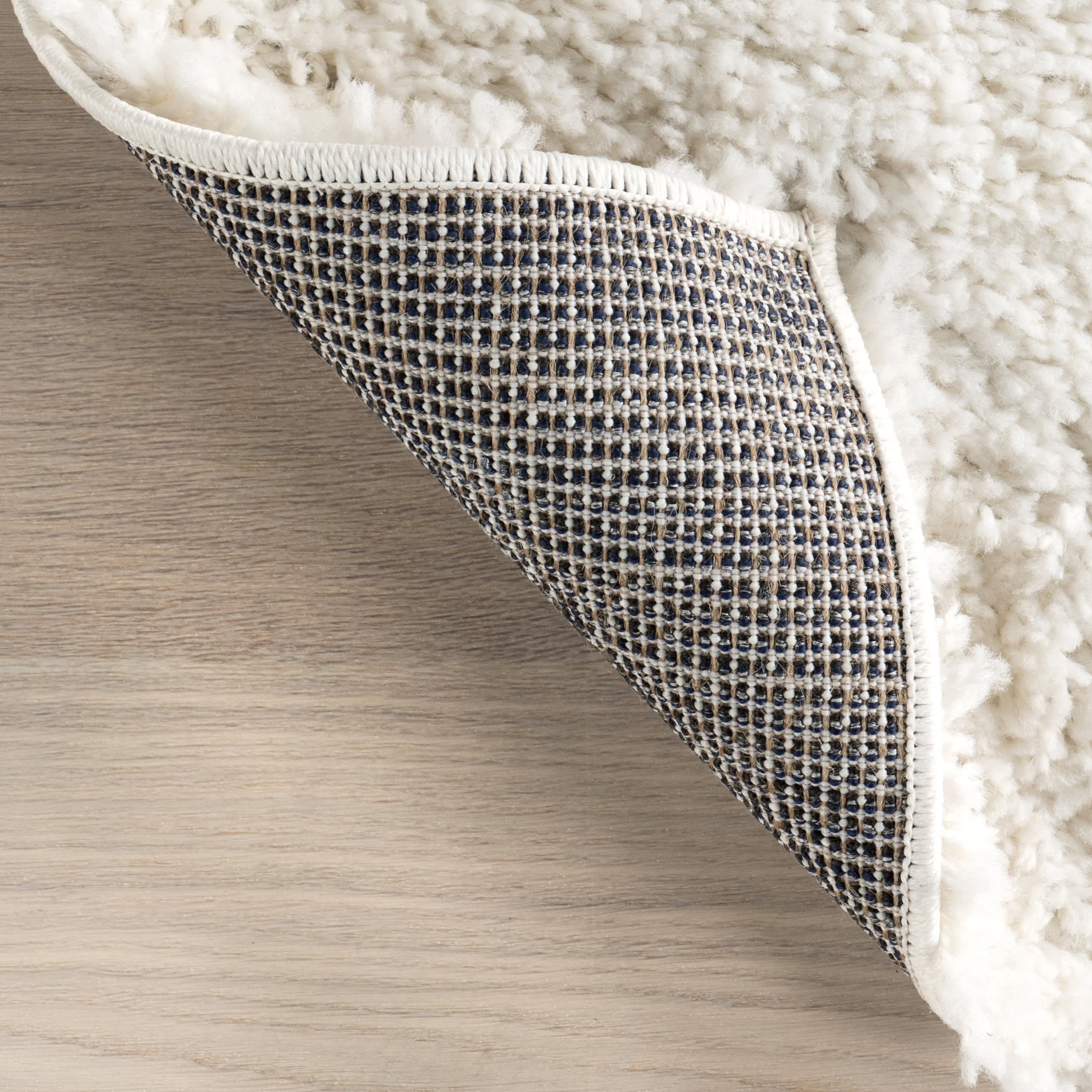 Plush Solid Shaggy Rug | Off White - Image 7