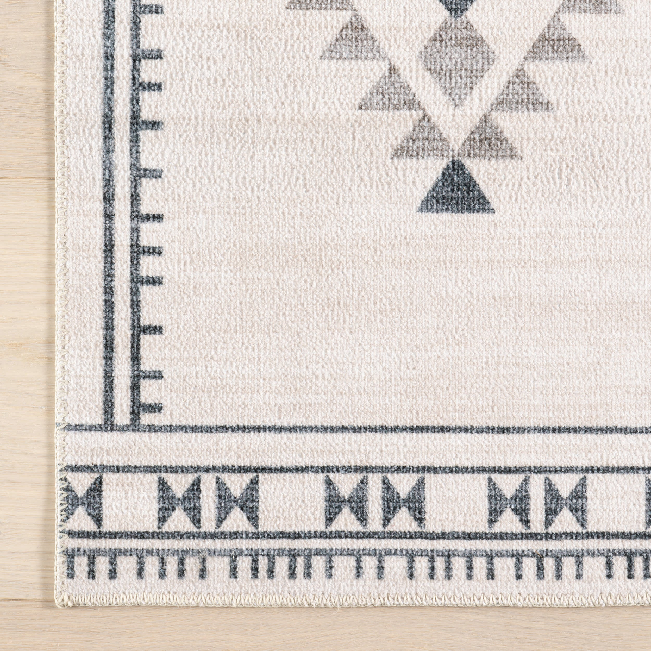 Poppy Persian Washable Rug | Cream - Image 4