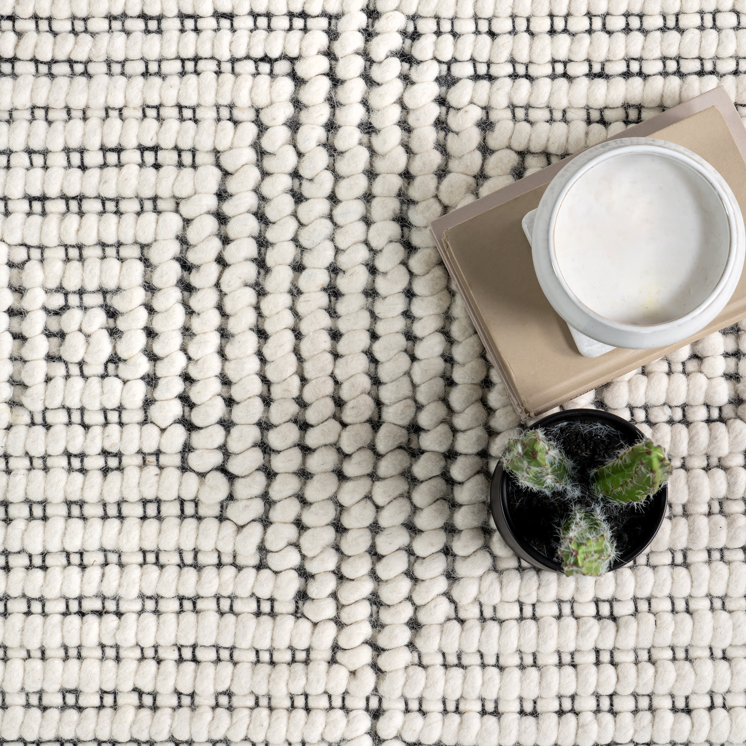 Presley Trellis Knit Wool Rug | Ivory - Image 7