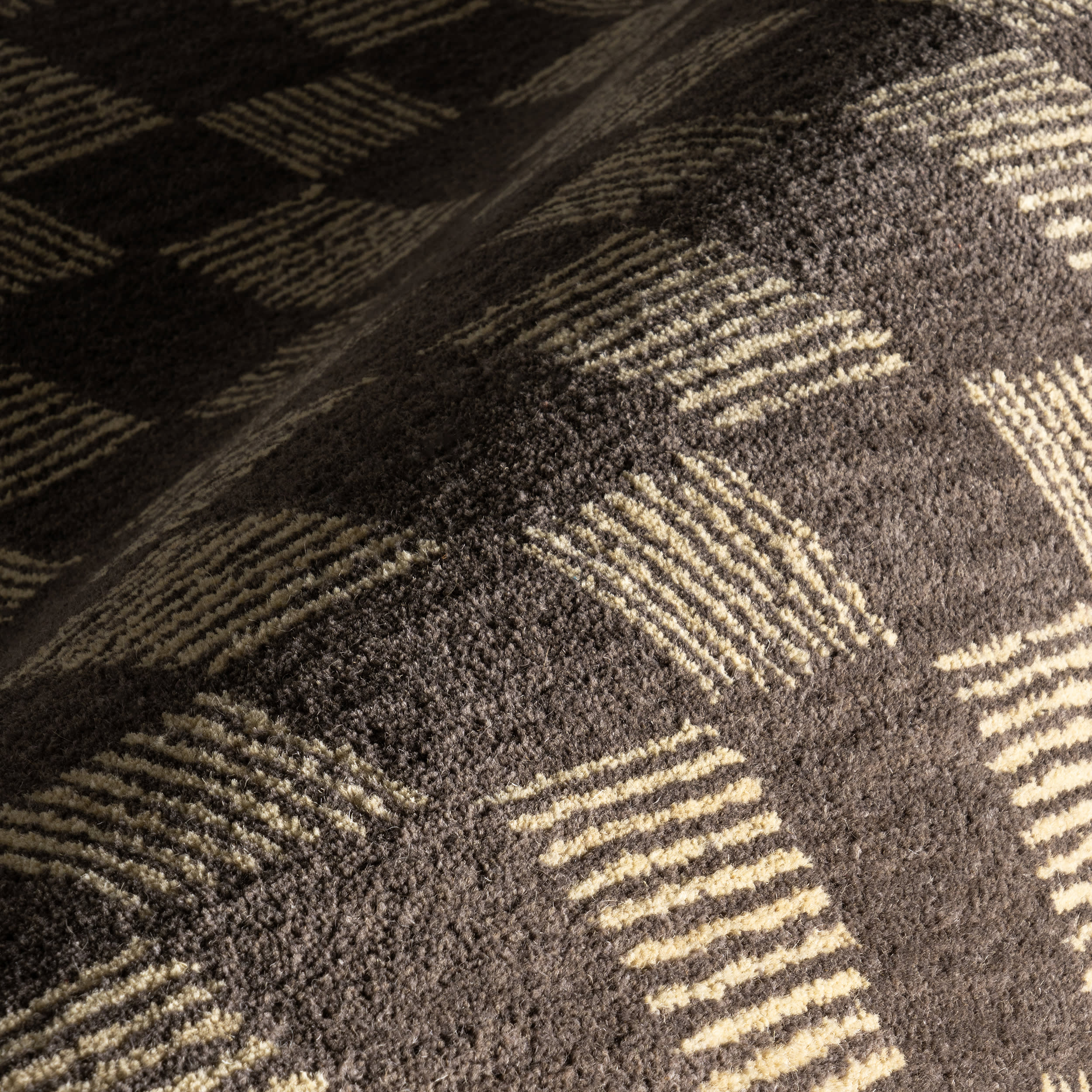 Quince Checked Wool Rug | Grey - Image 3