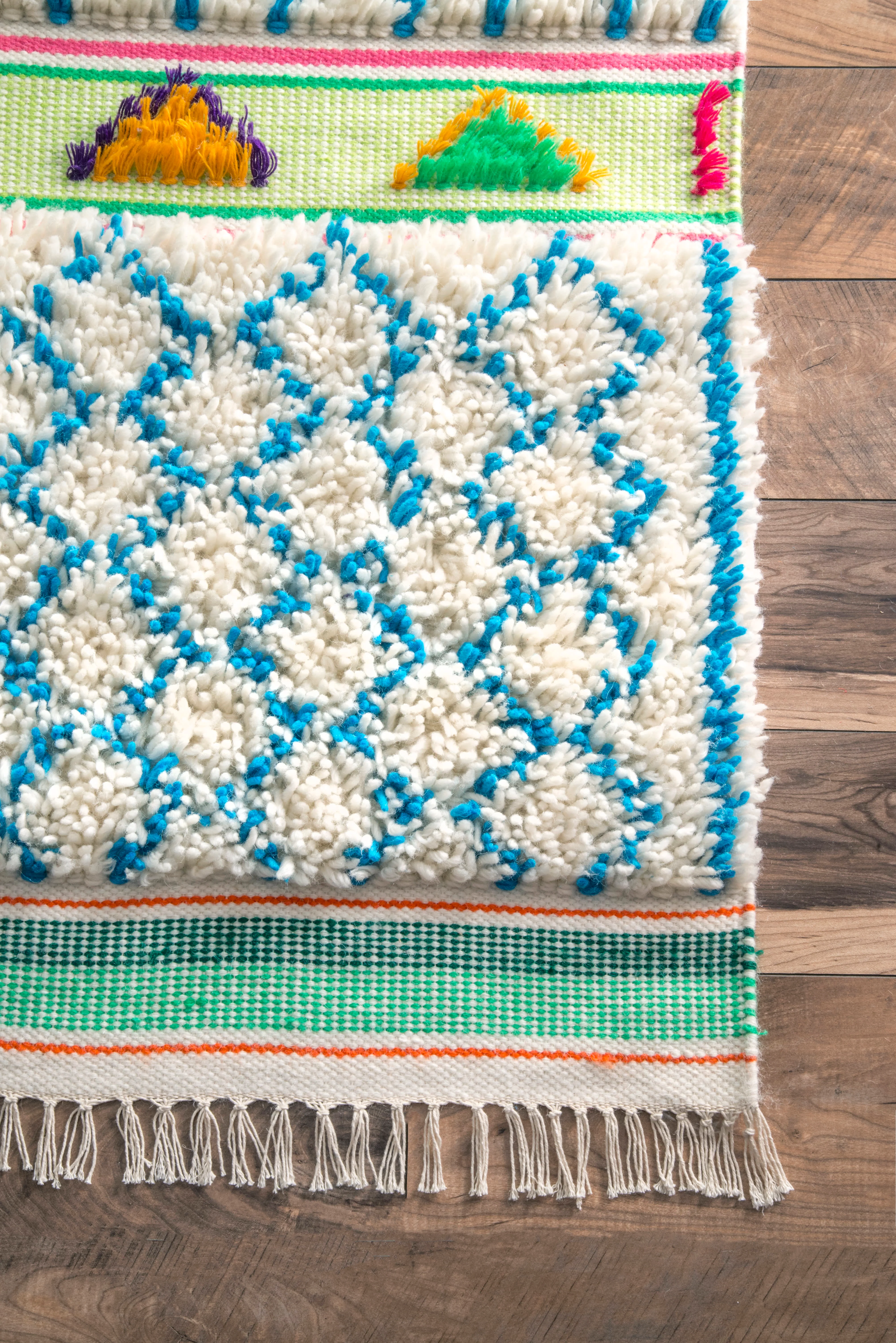 Raised Diamond Trellis Shag Rug | Ivory - Image 3