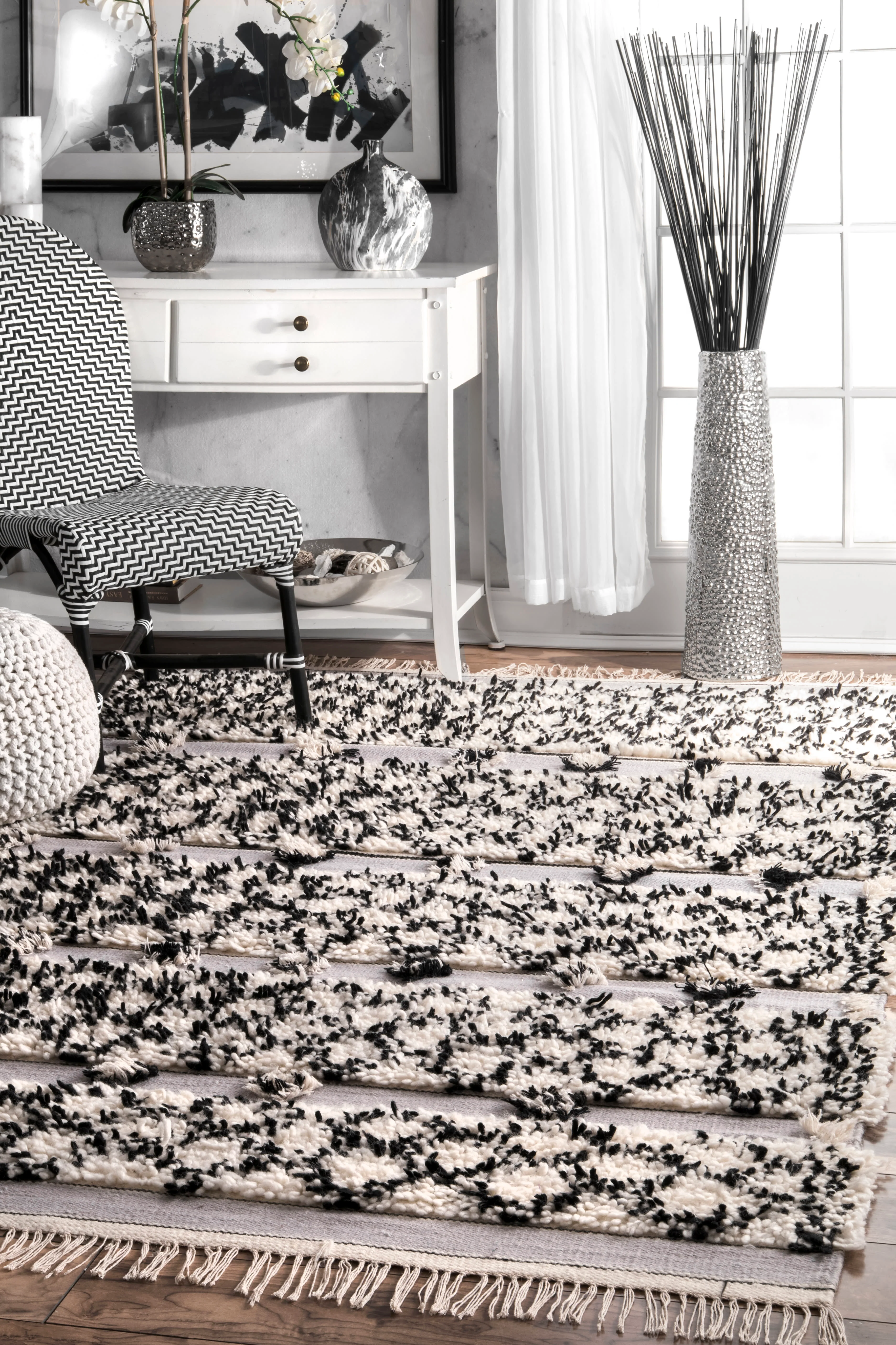 Raised Diamond Trellis Shag Rug | Silver - Image 2