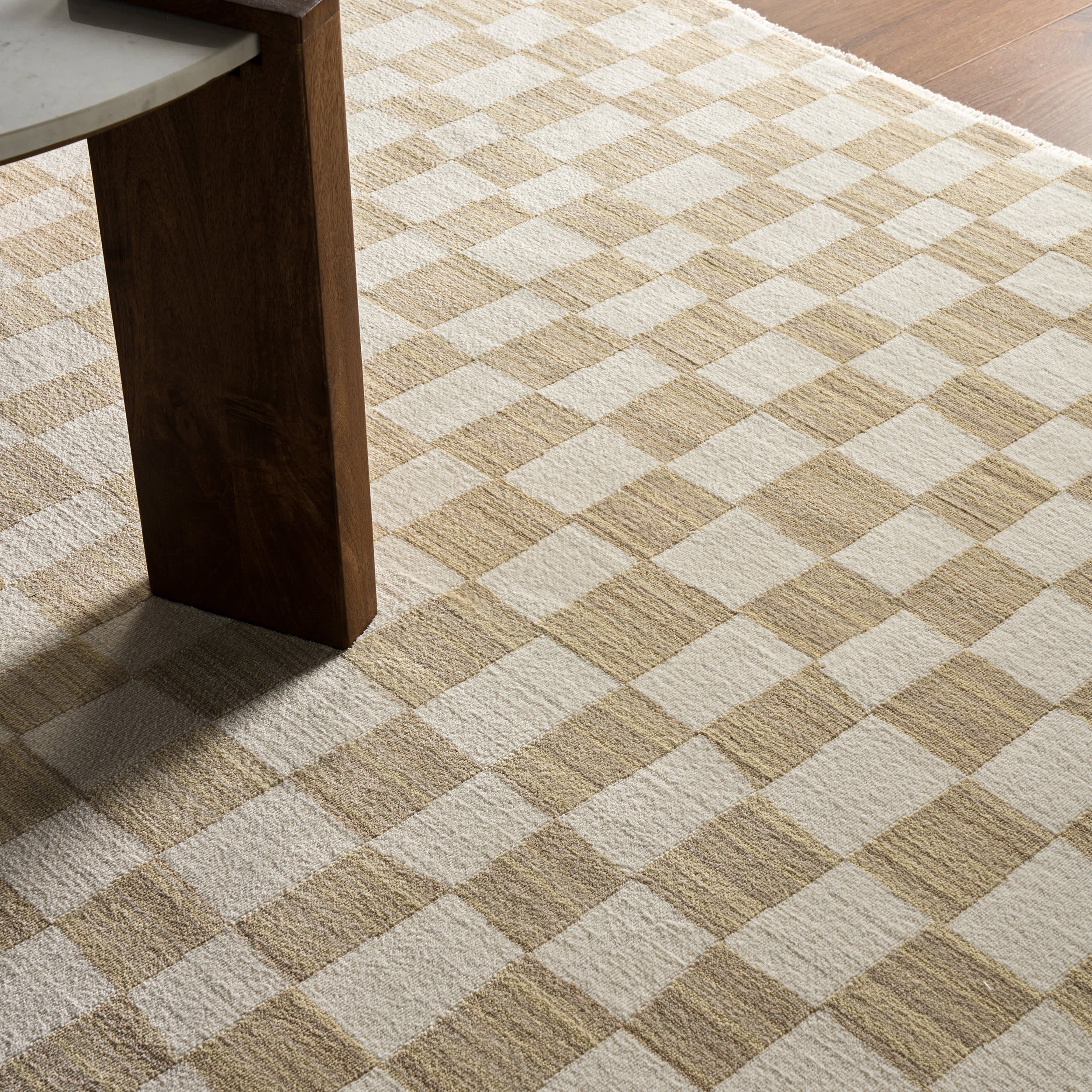 Rasali Checkered Box Rug | Beige - Image 5