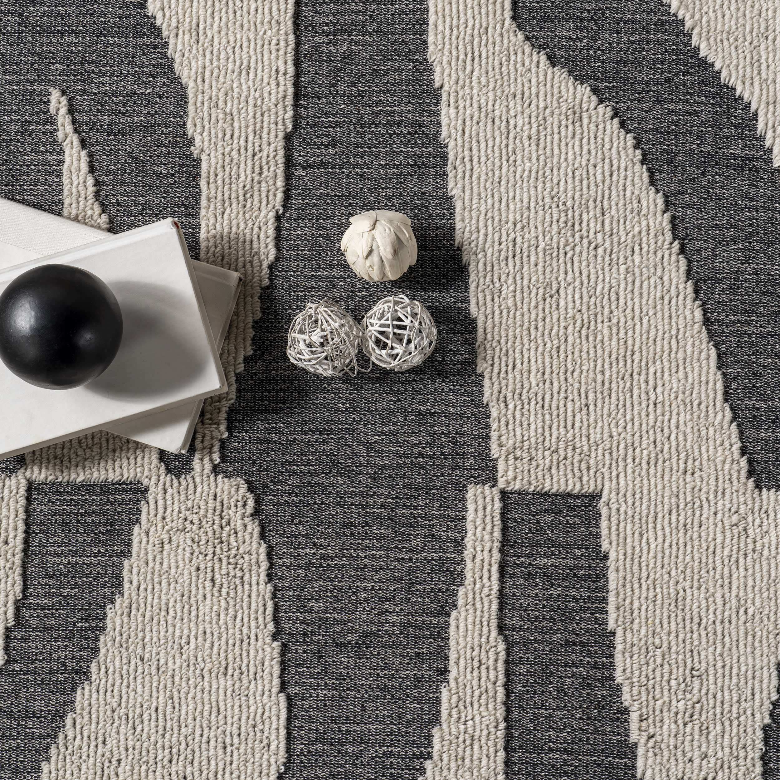 Rayla Monochrome Rug | Charcoal - Image 7