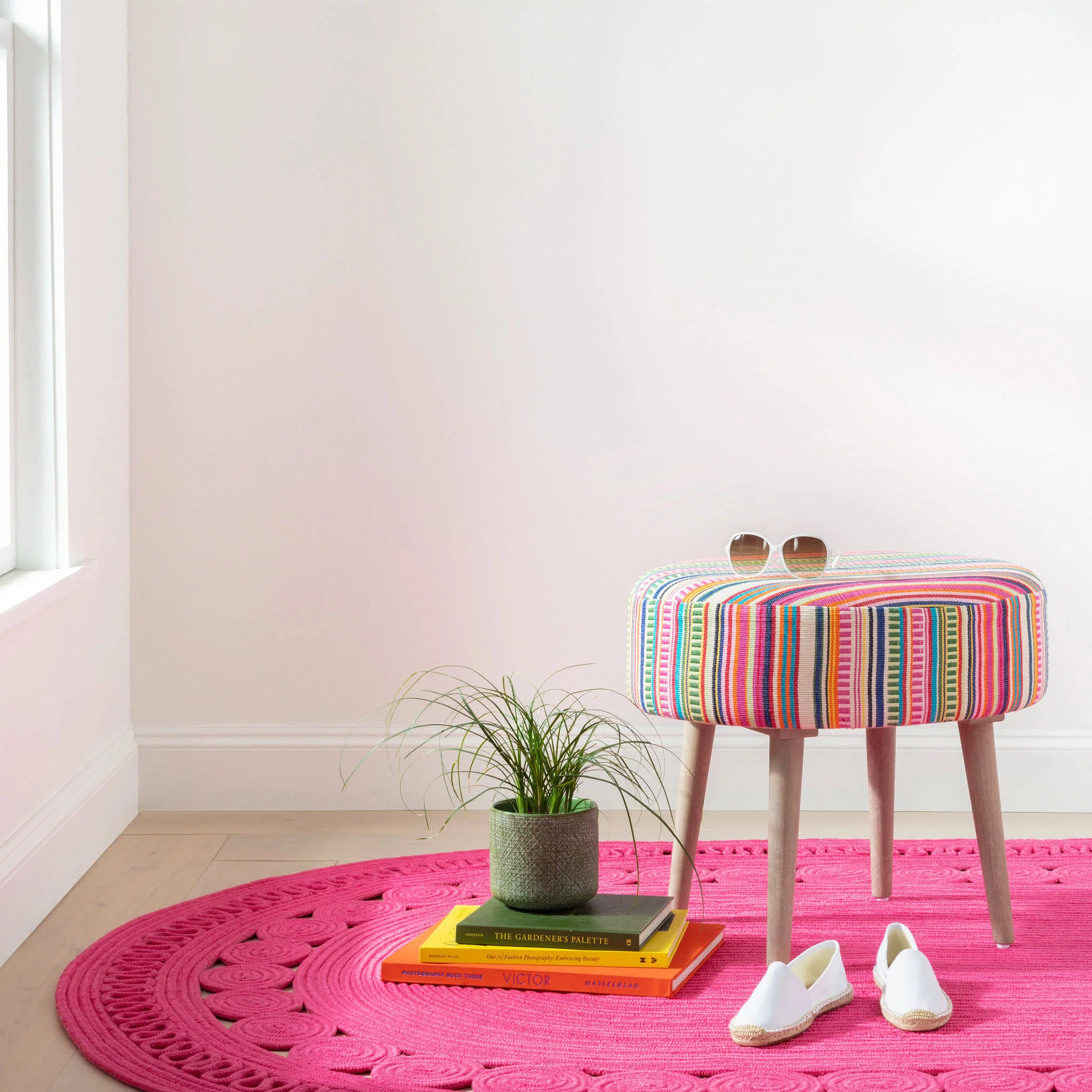 Reef Handwoven Indoor/Outdoor Oval Rug | Fuchsia - Image 2