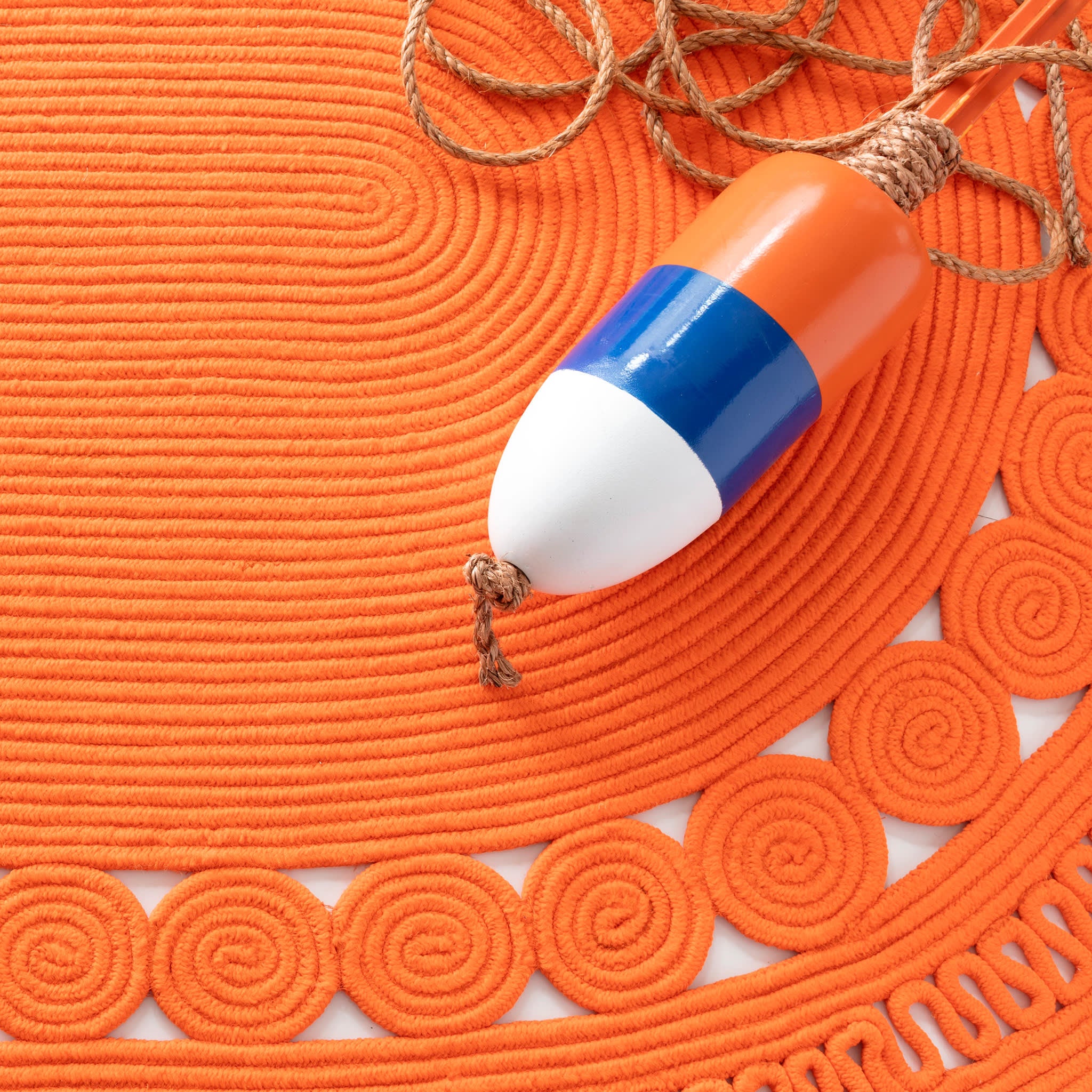 Reef Handwoven Indoor/Outdoor Oval Rug | Tangerine - Image 3