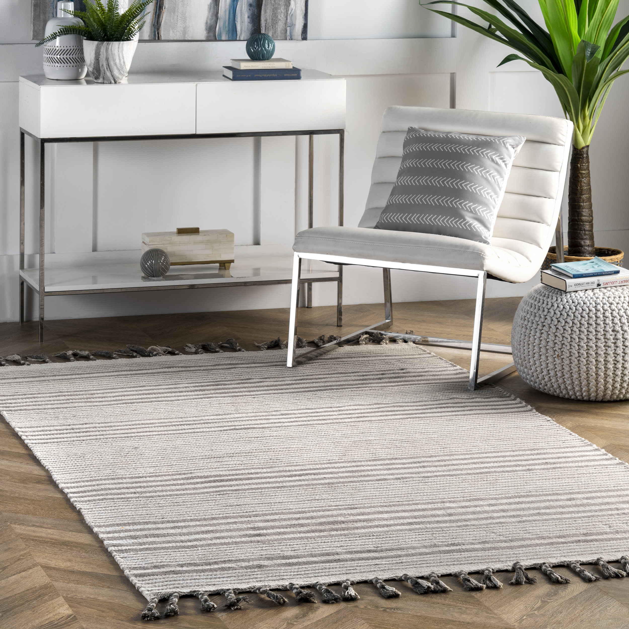 Regency Stripes with Tassels Rug | Light Grey - Image 2
