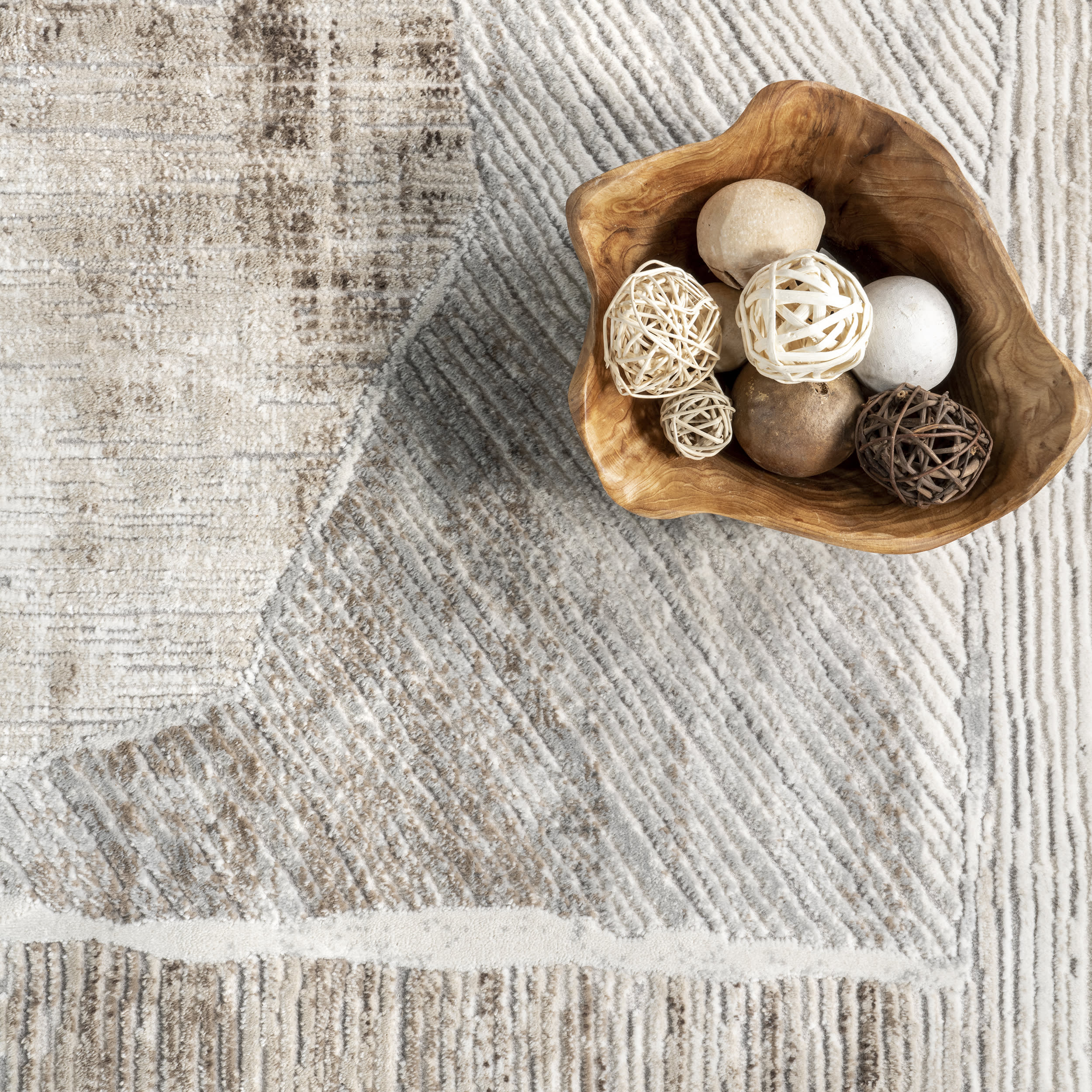 Renada Antique Striped Rug | Beige - Image 7