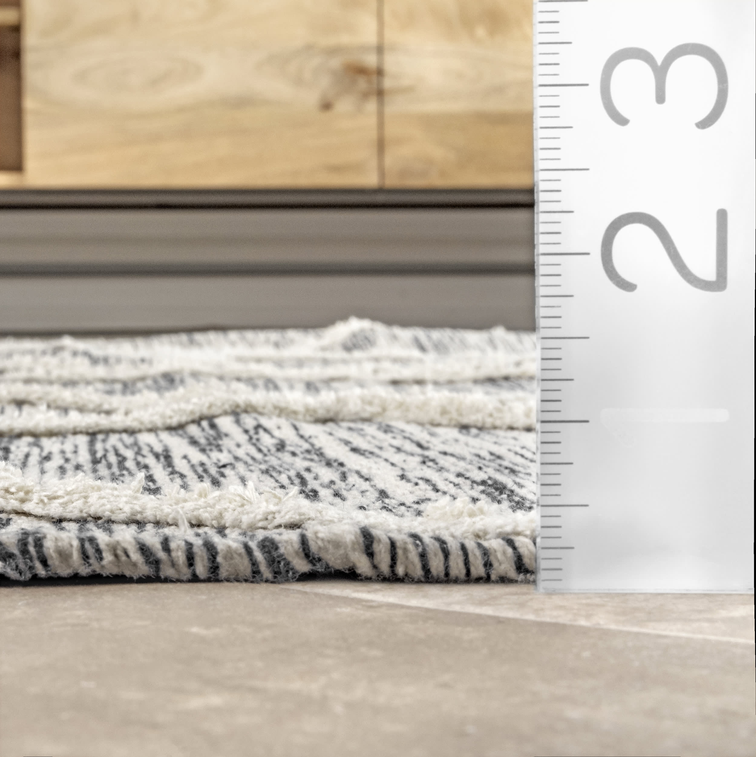 Risen Trellis Rug | Grey - Image 5