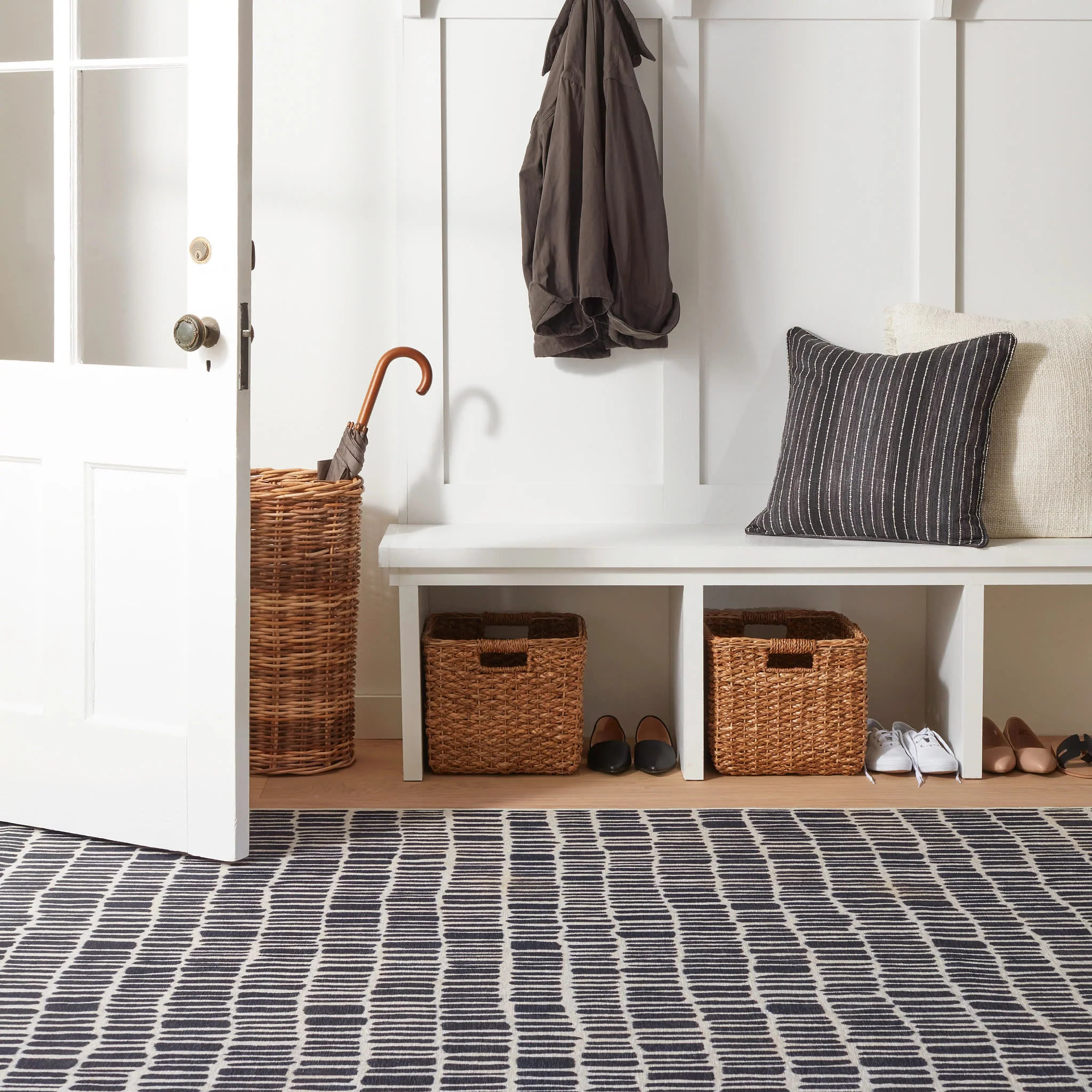 Roark Machine Washable Rug | Charcoal - Image 2