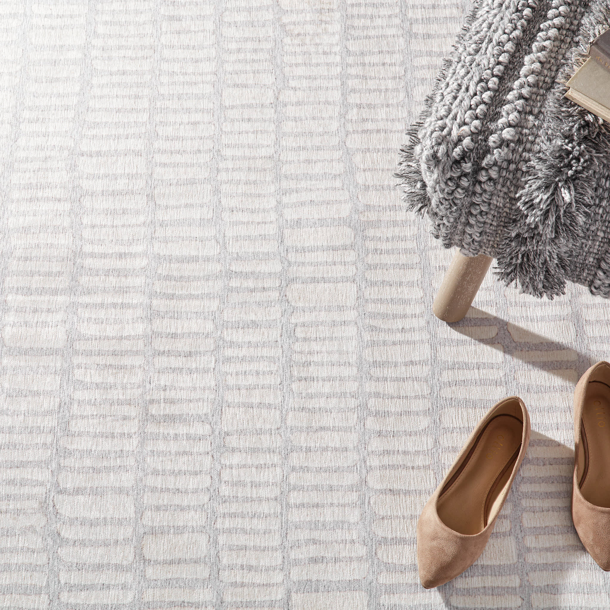 Roark Machine Washable Rug | Ivory - Image 3