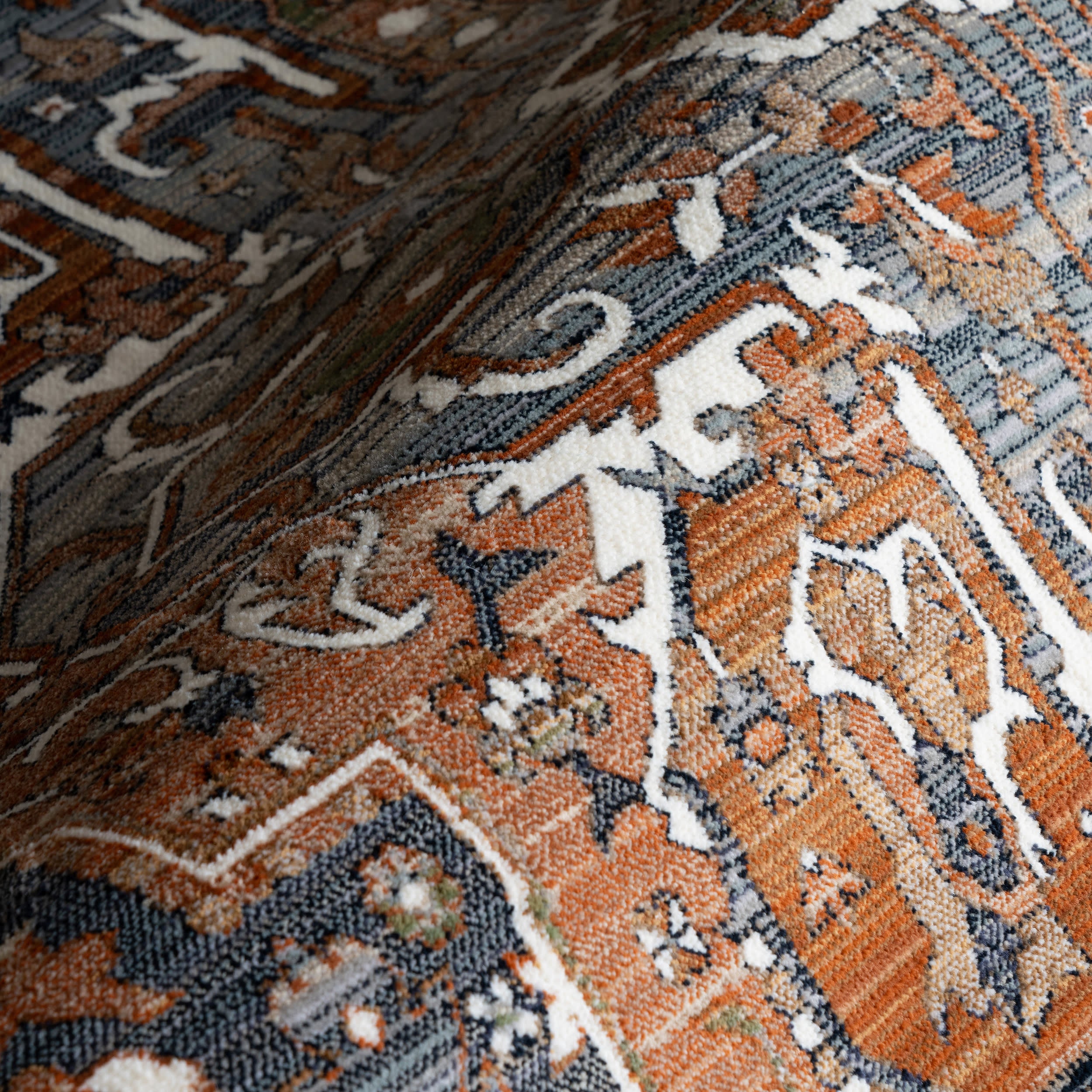 Rosette Medallion Fringed Rug | Rust - Image 3