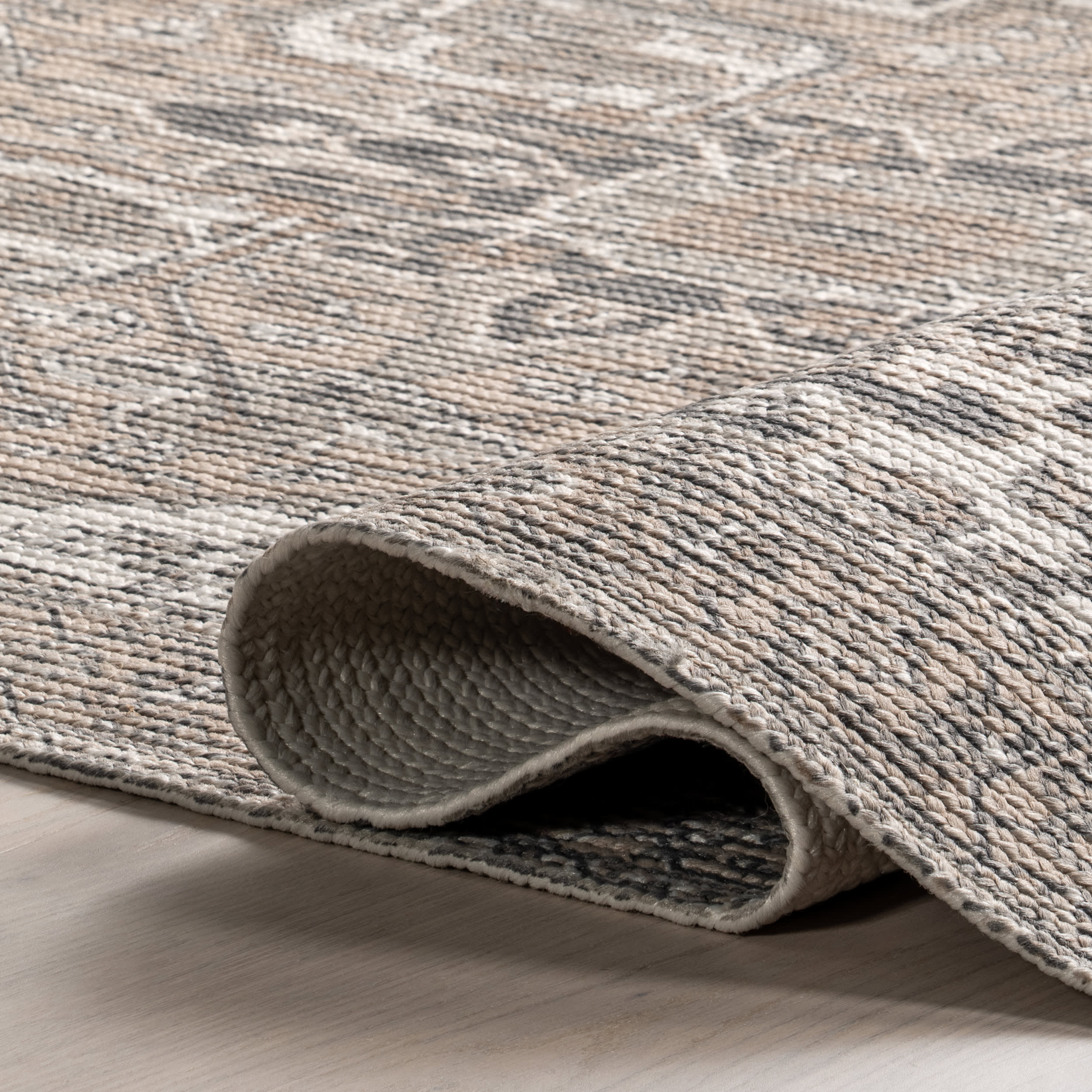 Rowena Medallion Indoor/Outdoor Rug | Grey - Image 8