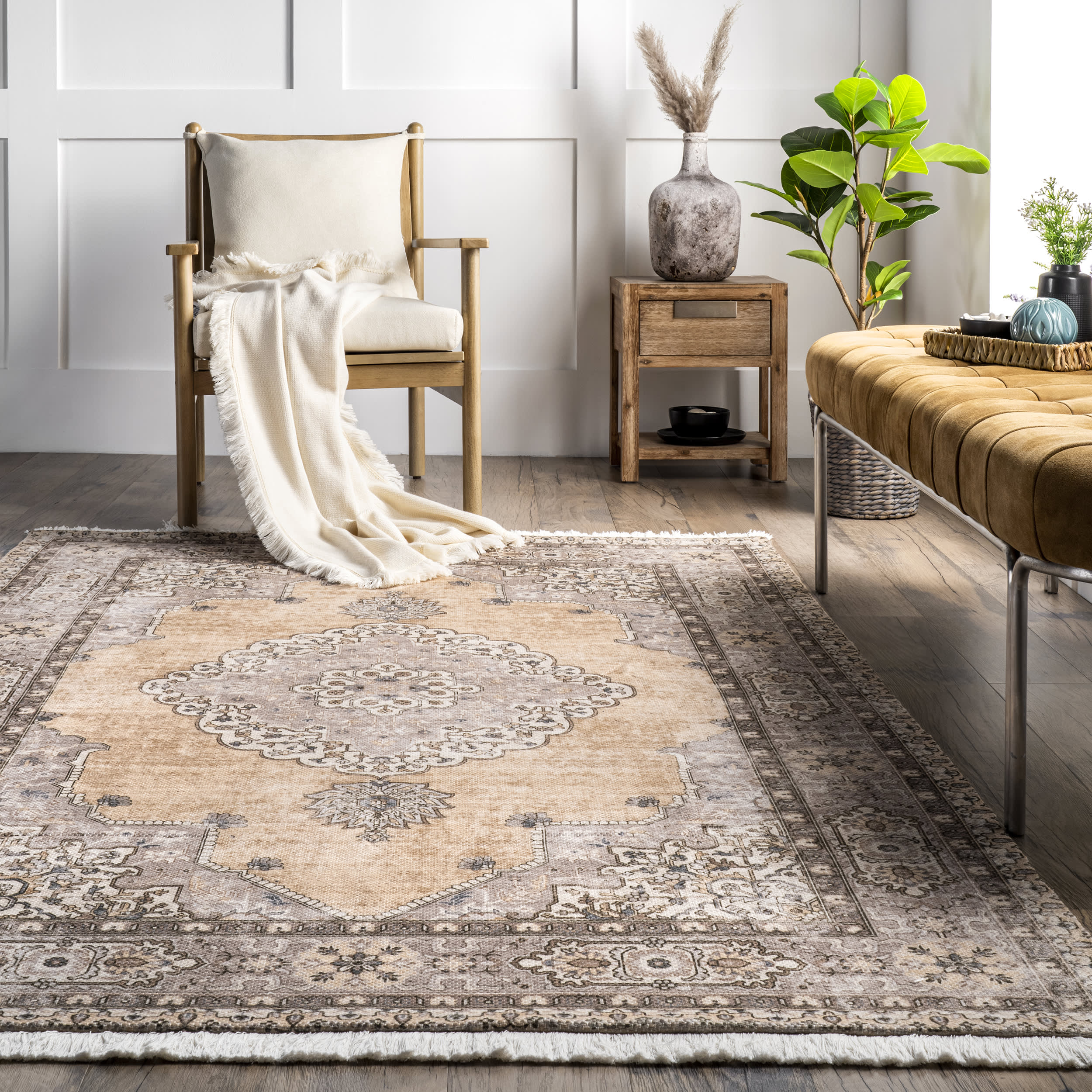 Sabrina Wreath Medallion Rug | Peach - Image 4