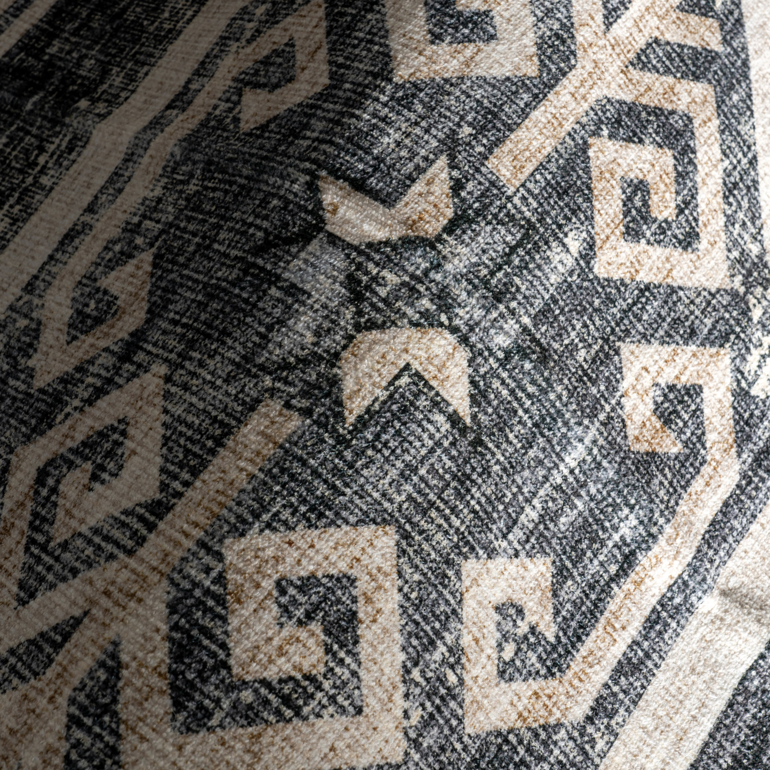 Sagebrush Geometric Washable Rug | Grey - Image 3