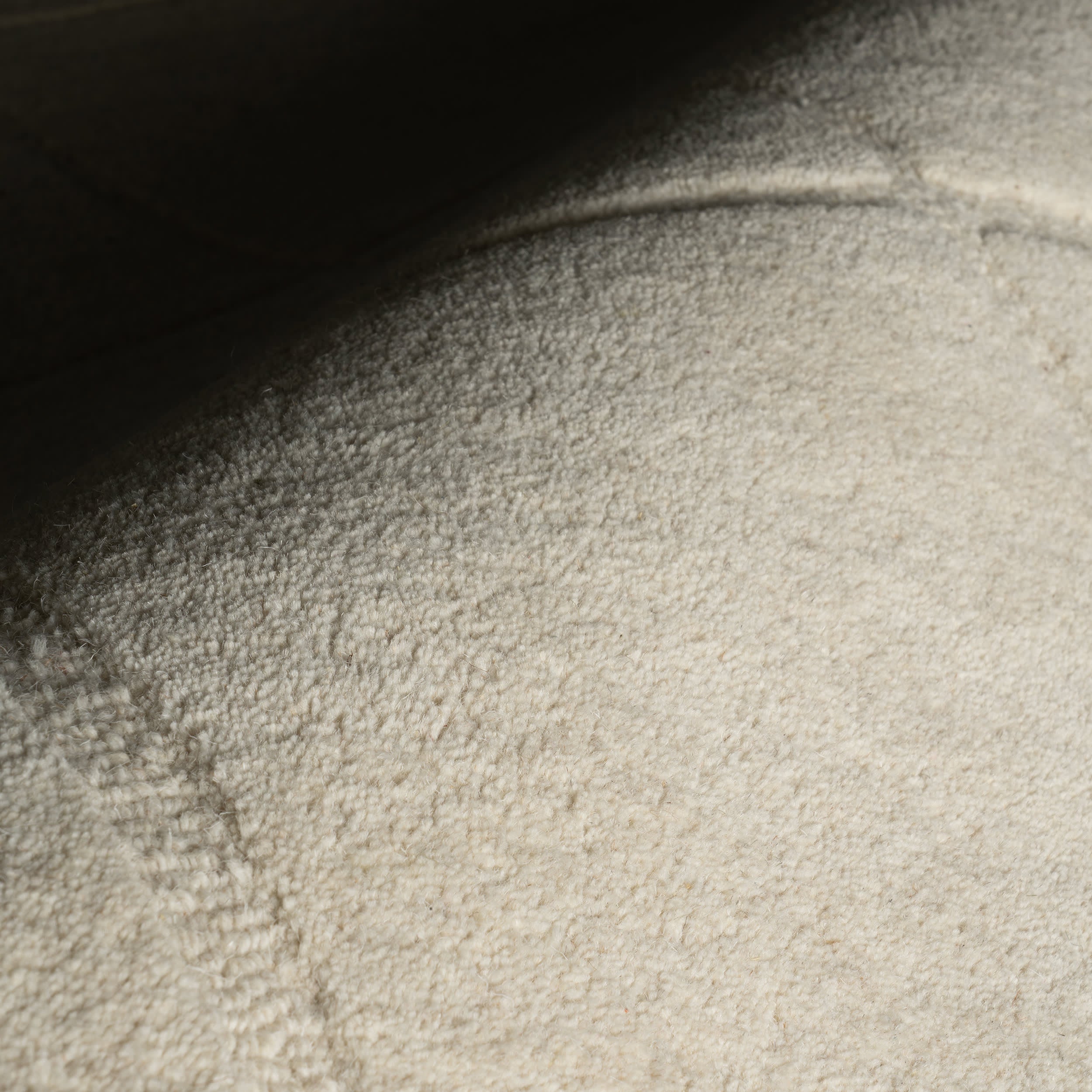 Sahar Solid Modern Wool Rug | Ivory - Image 4