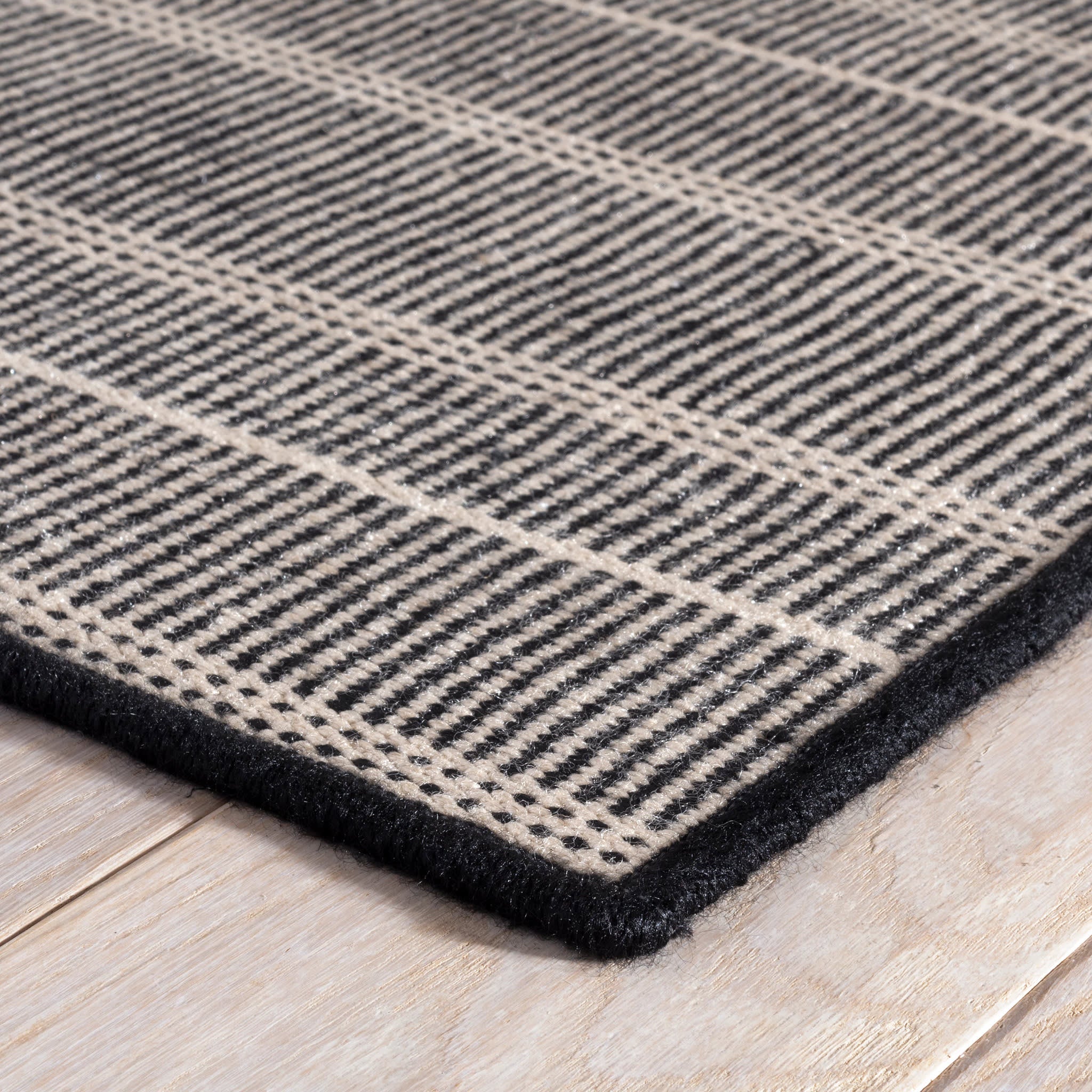 Samson Handwoven Indoor/Outdoor Custom Rug by Bunny Williams | Black - Image 4