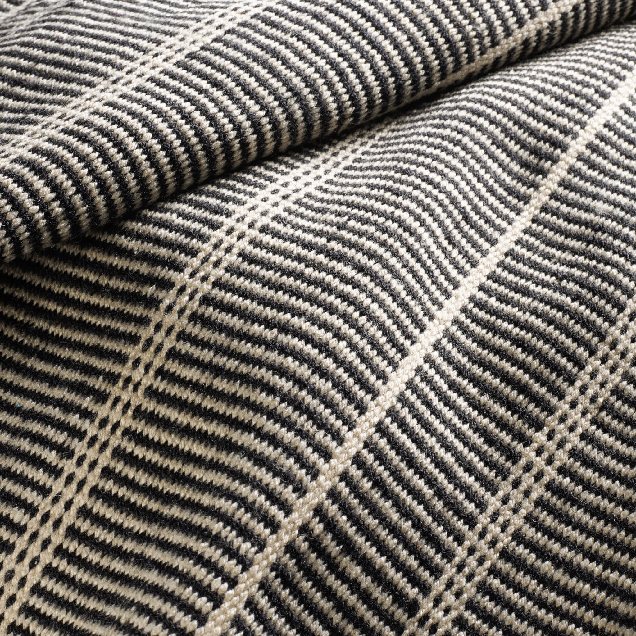 Samson Handwoven Indoor/Outdoor Custom Rug by Bunny Williams | Black - Image 6