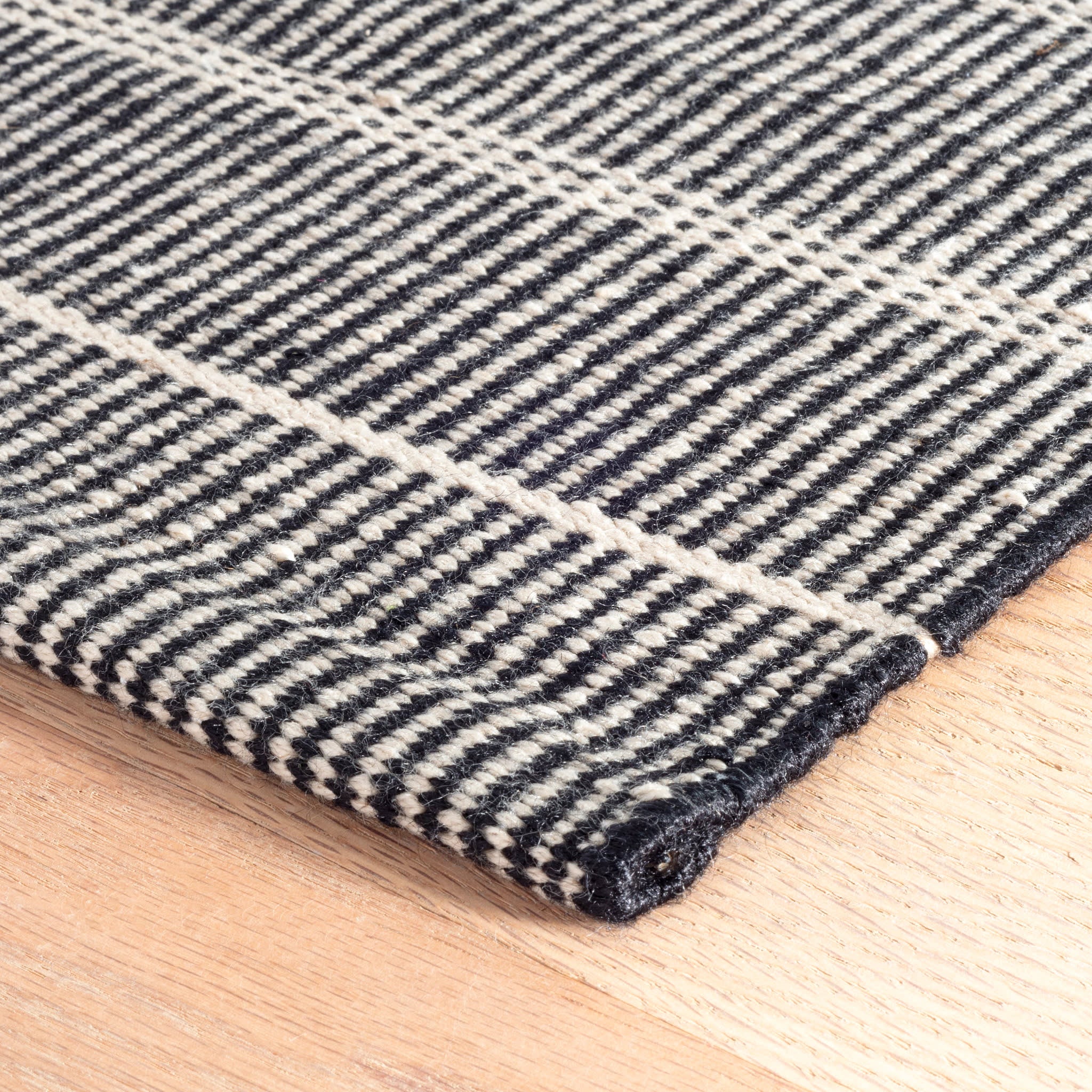 Samson Handwoven Indoor/Outdoor Custom Rug by Bunny Williams | Black - Image 7