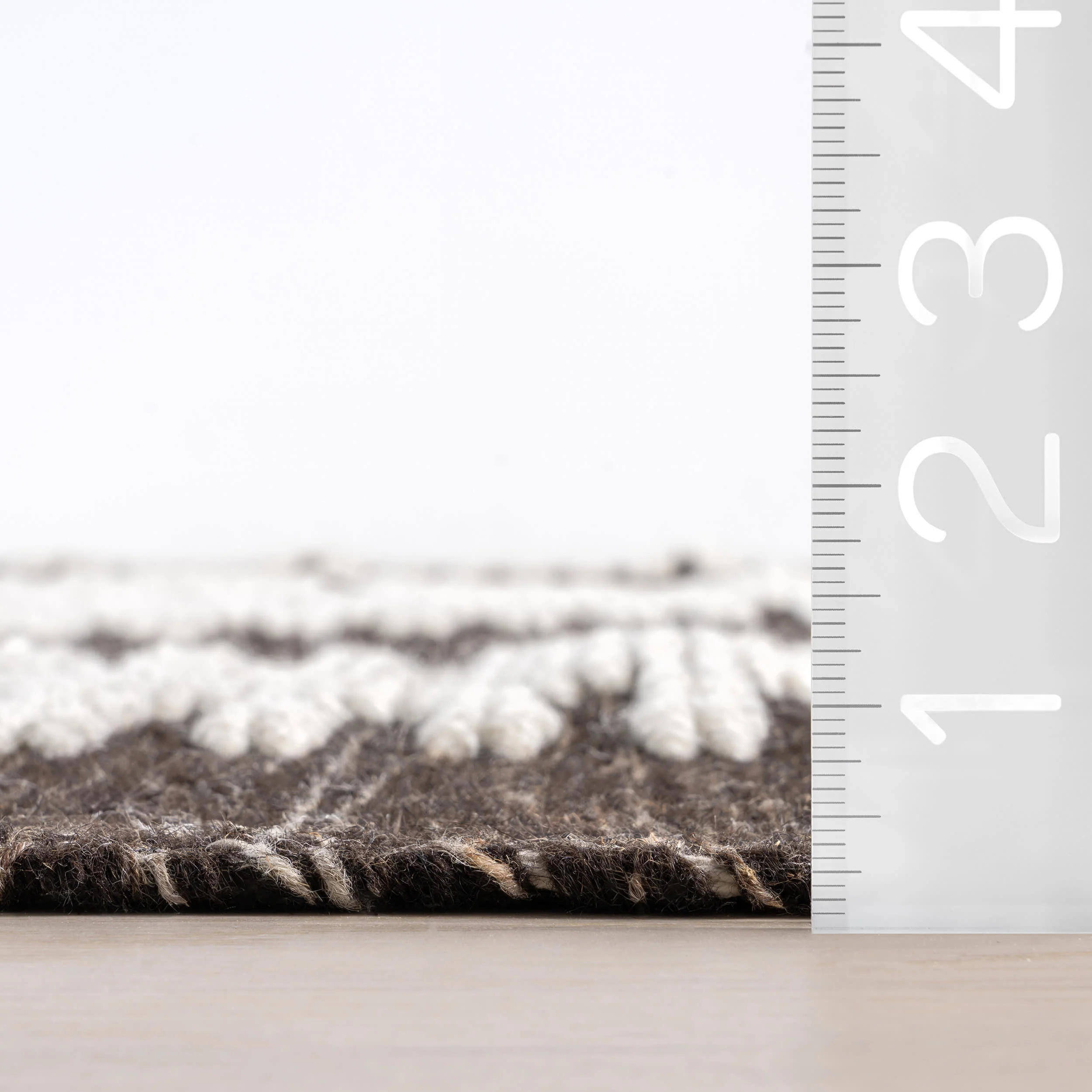 Sante Fe Southwestern Wool Rug | Black - Image 6