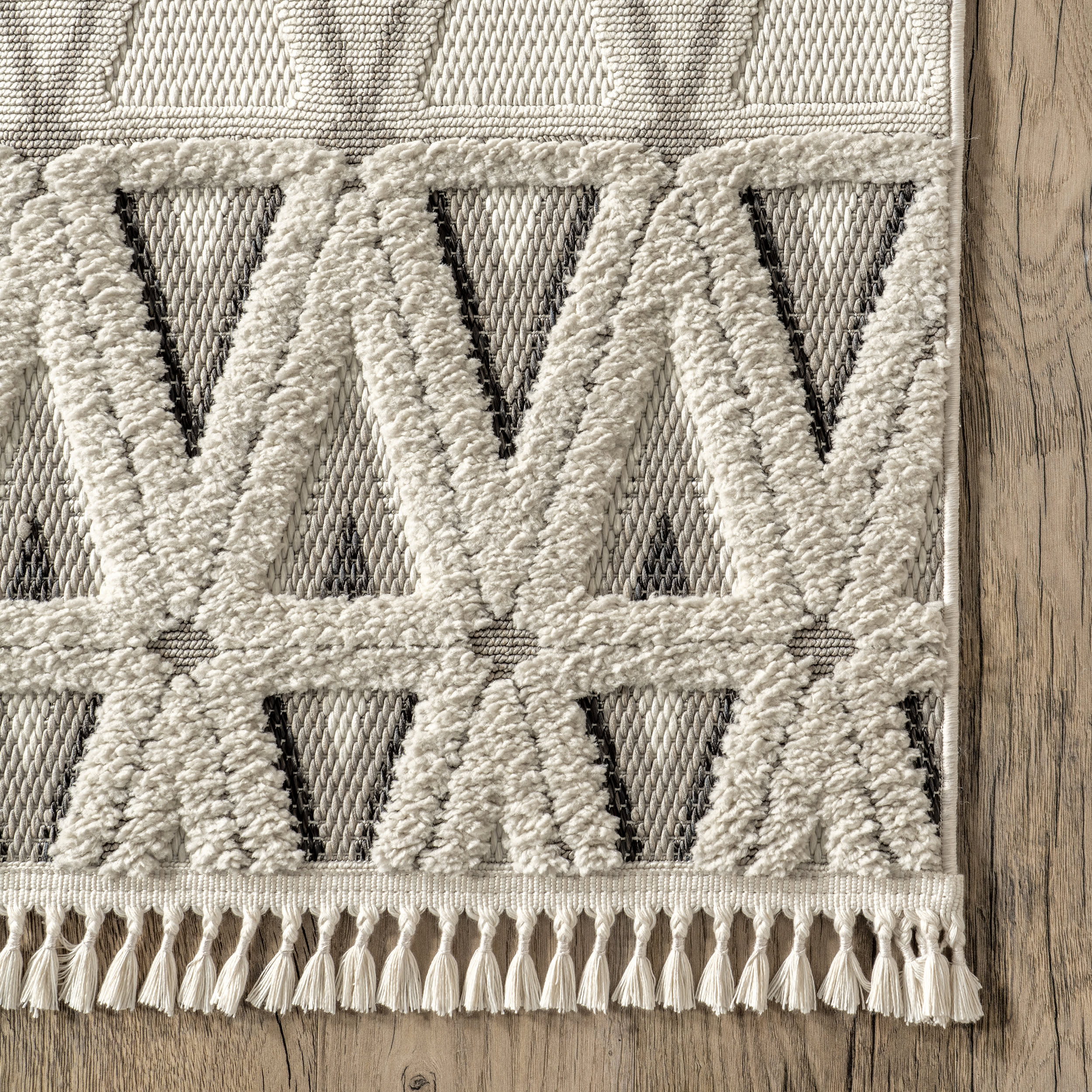 Sapphire Tiled Pyramids Rug | Beige - Image 3