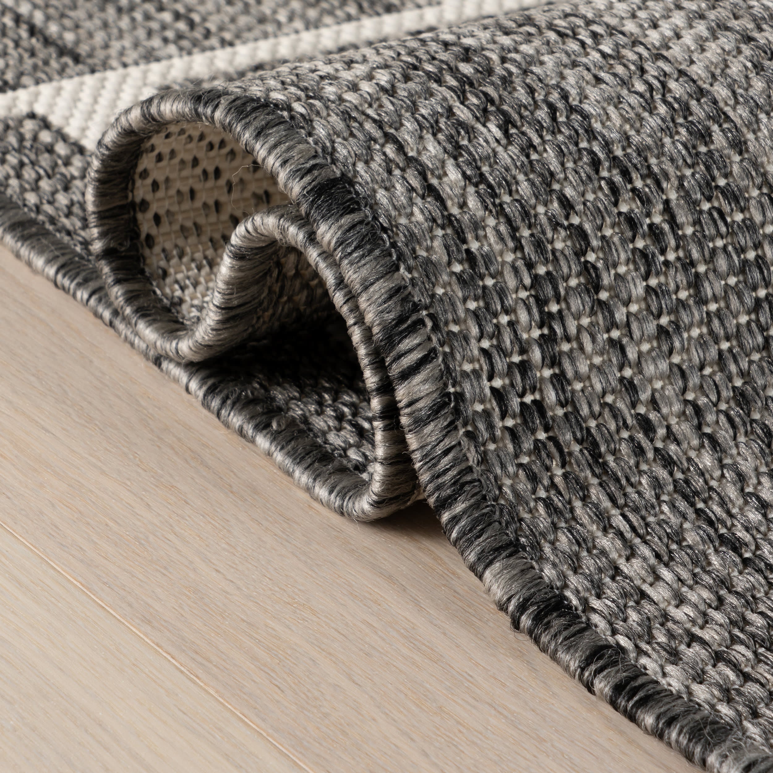 Saveta Modern Geometric Indoor/Outdoor Rug | Grey - Image 10