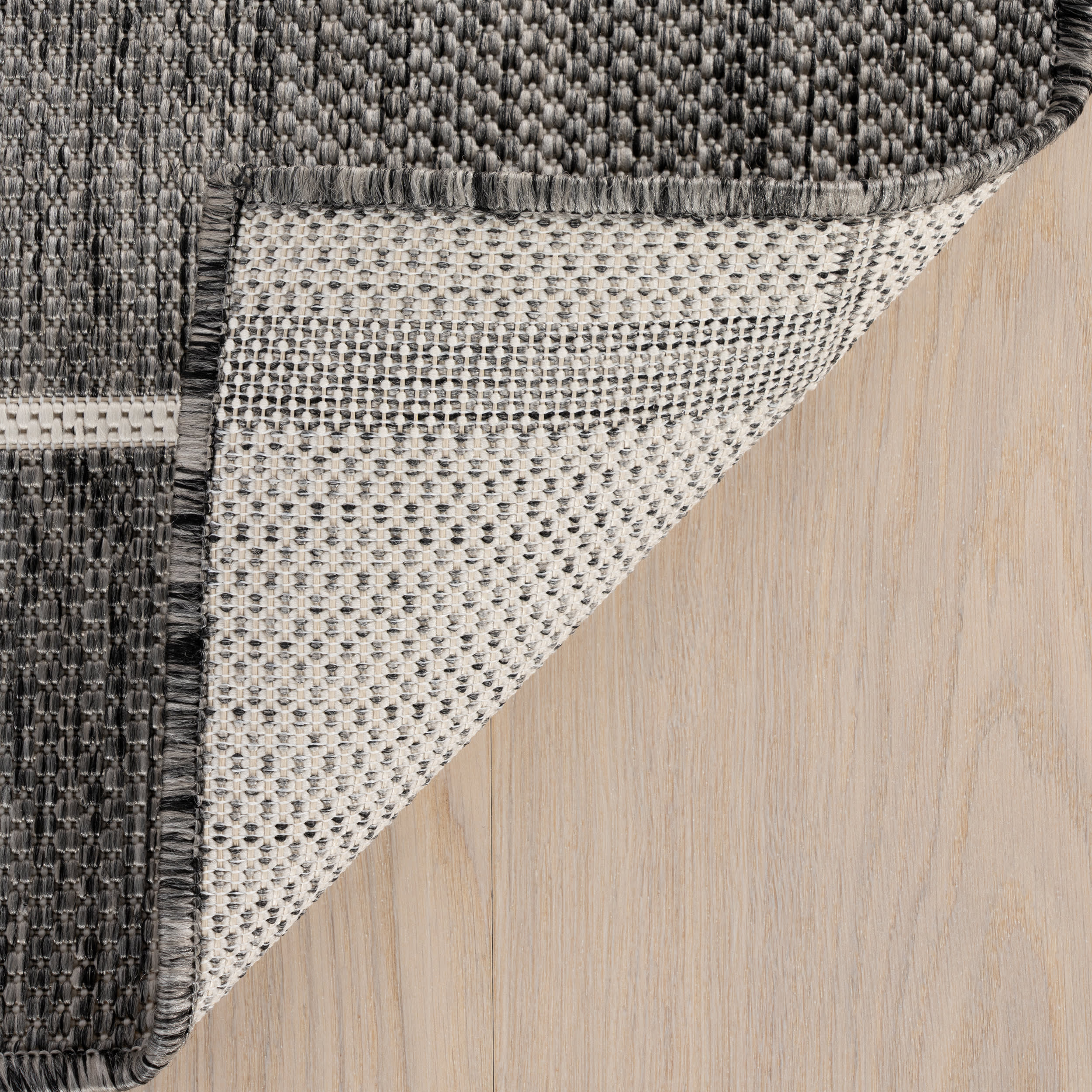 Saveta Modern Geometric Indoor/Outdoor Rug | Grey - Image 8