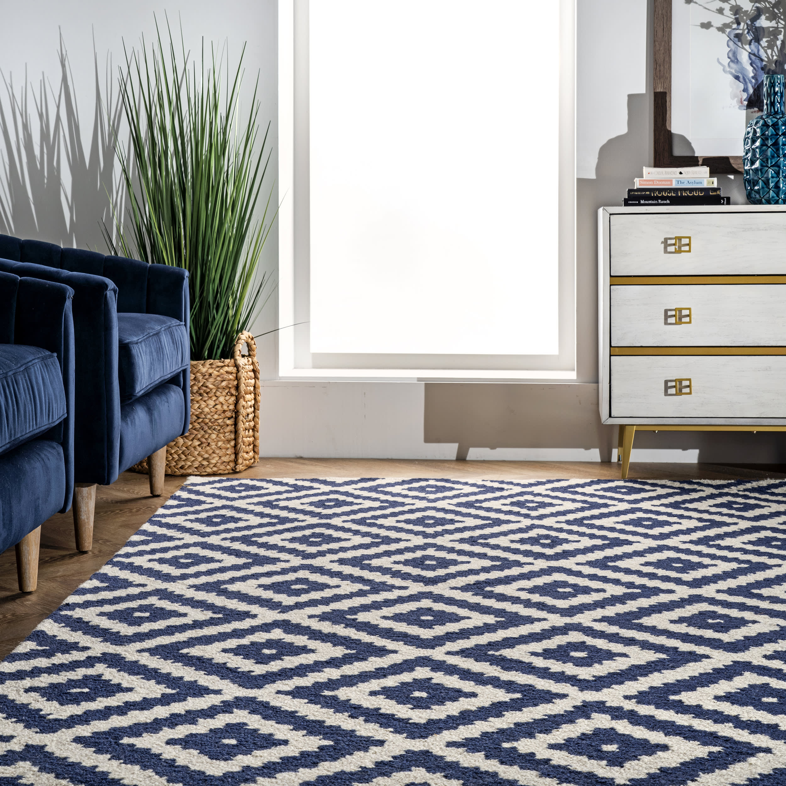 Scandinavia Diamond Rug | Navy - Image 4