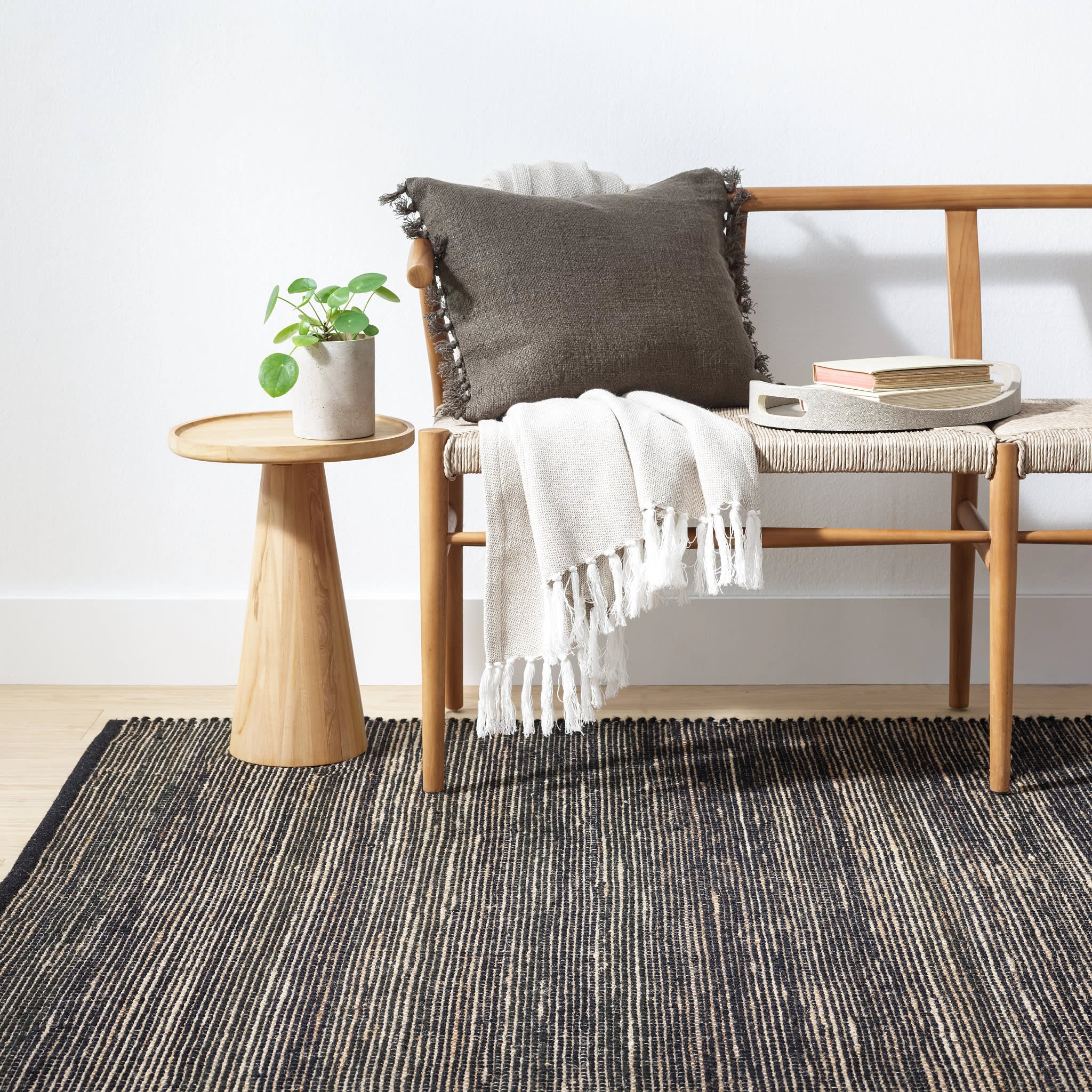 Seed Handwoven Jute Rug | Black/Natural - Image 2