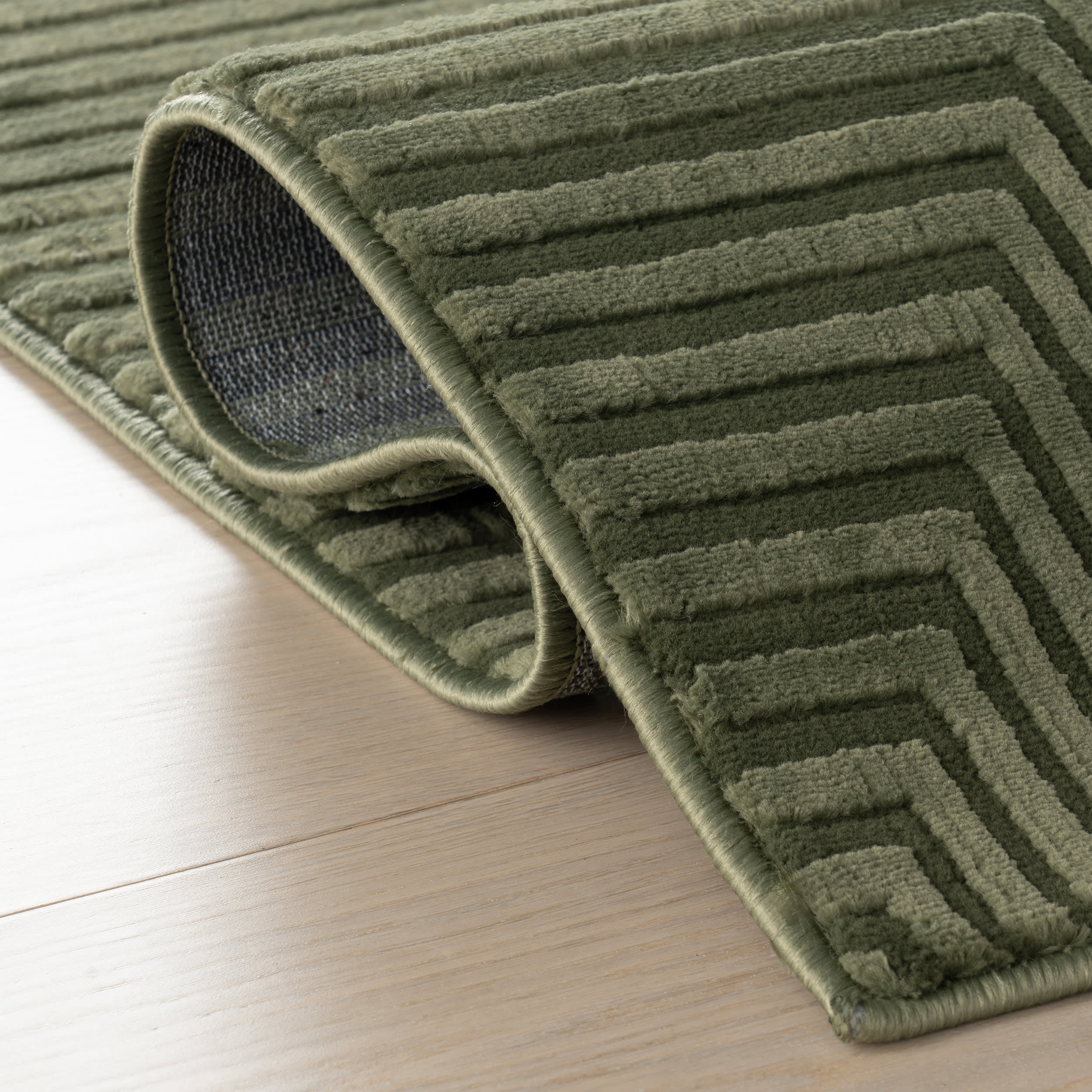 Serentha Diamond Plush Textured Washable Rug | Green - Image 11