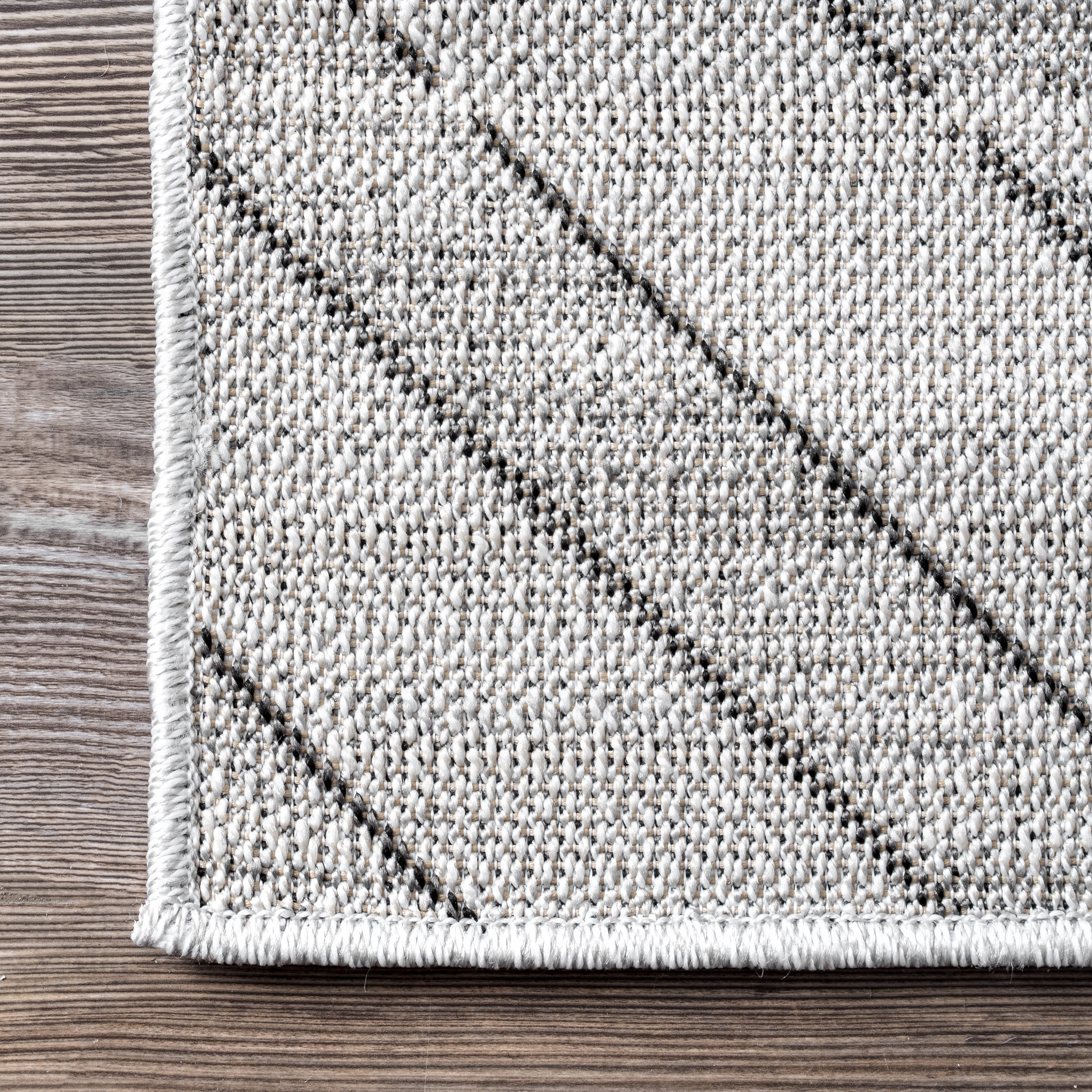 Shaded La Fiorentina Indoor/Outdoor Rug | Grey - Image 3