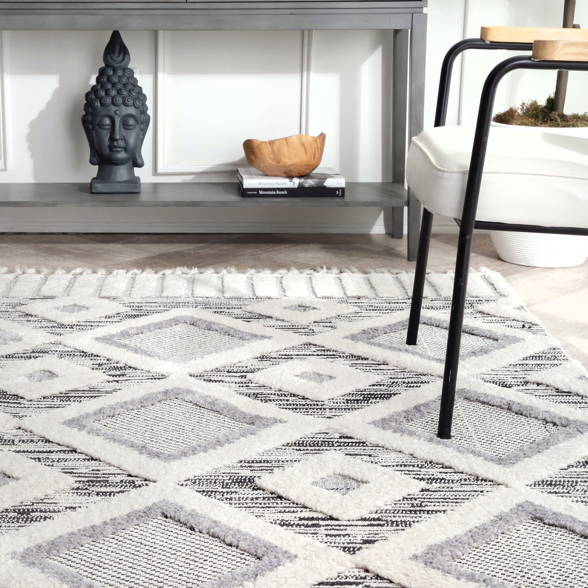 Shaggy Checkered Tiles Tassel Rug | Grey - Image 4
