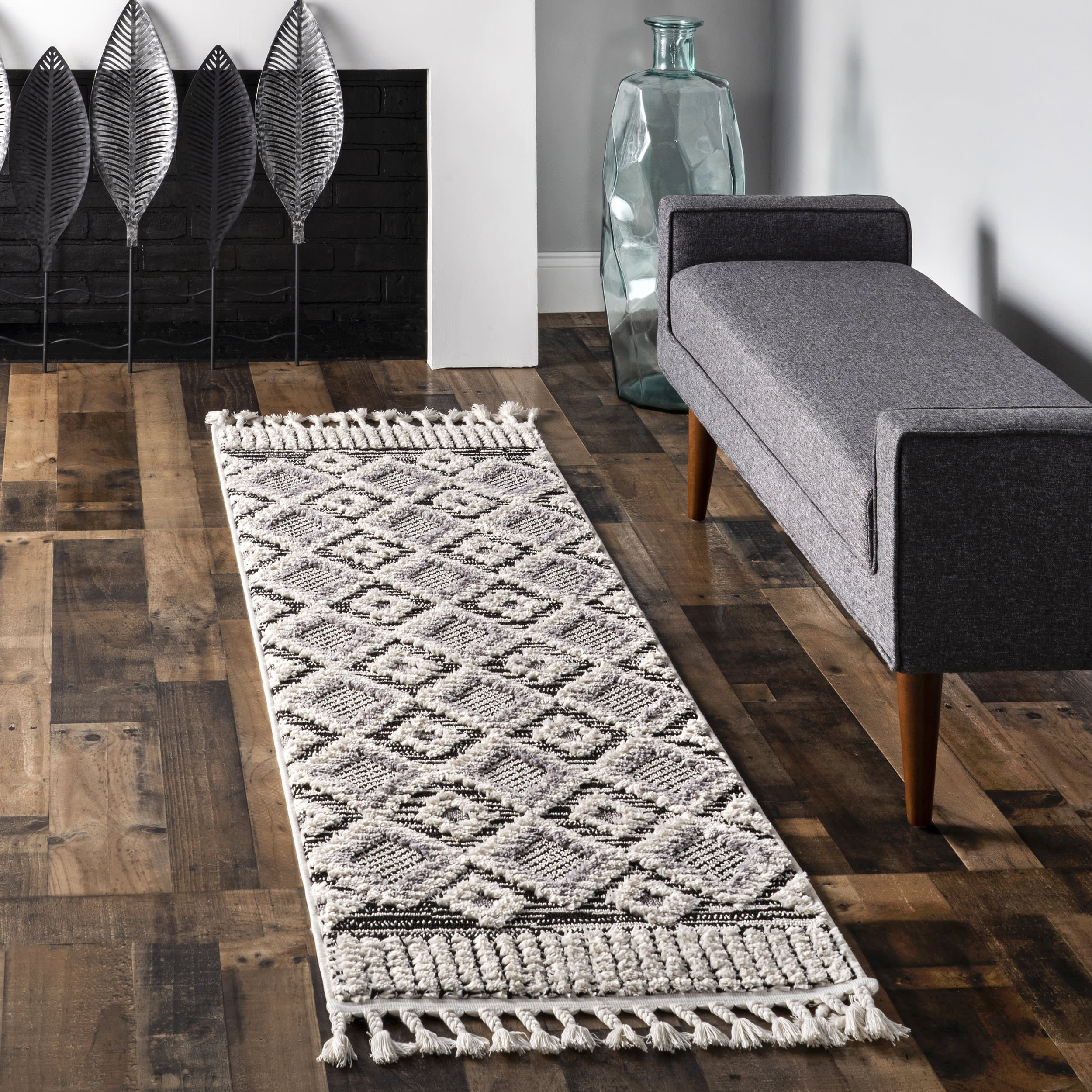 Shaggy Checkered Tiles Tassel Rug | Grey - Image 2