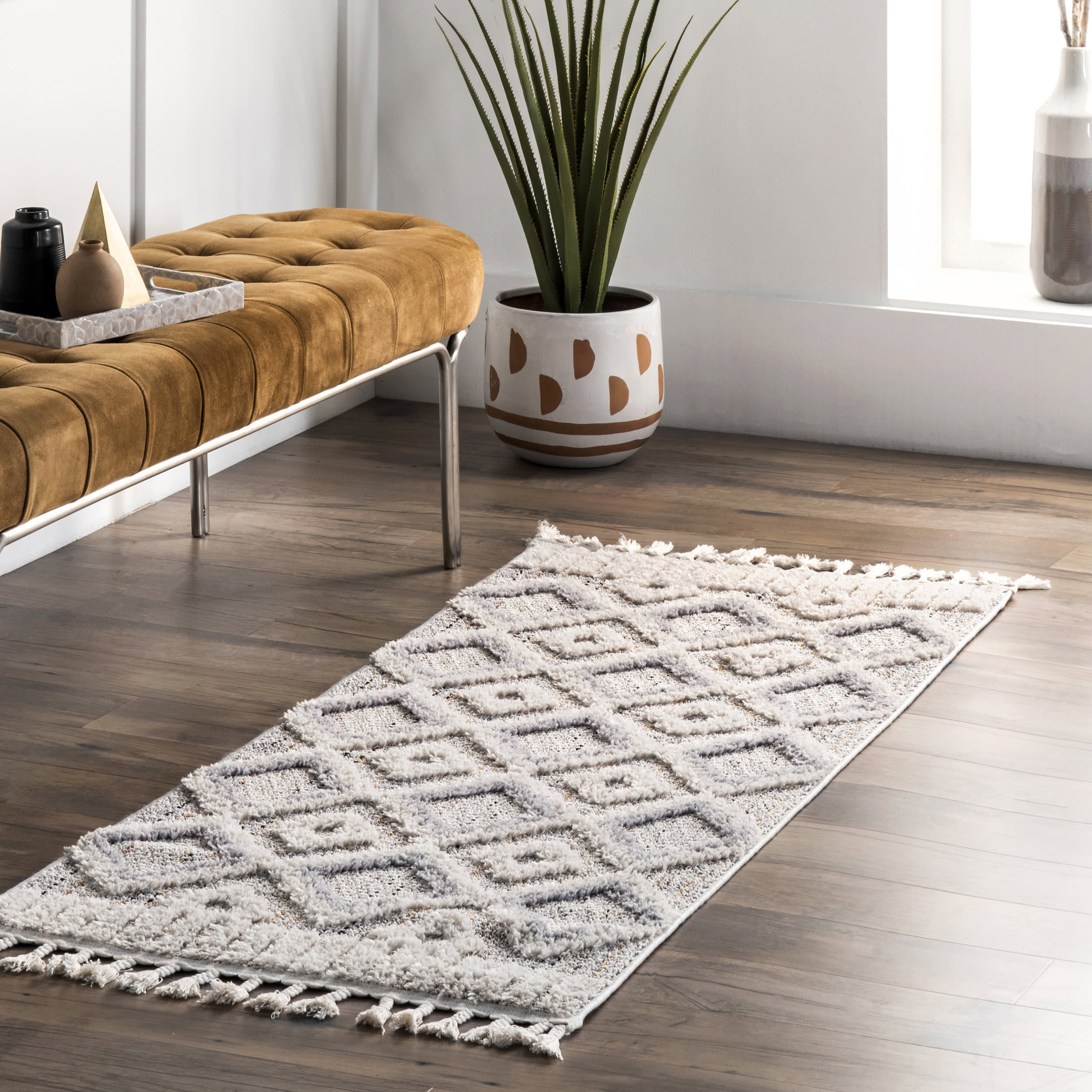 Shaggy Checkered Tiles Tassel Rug | Pink - Image 2