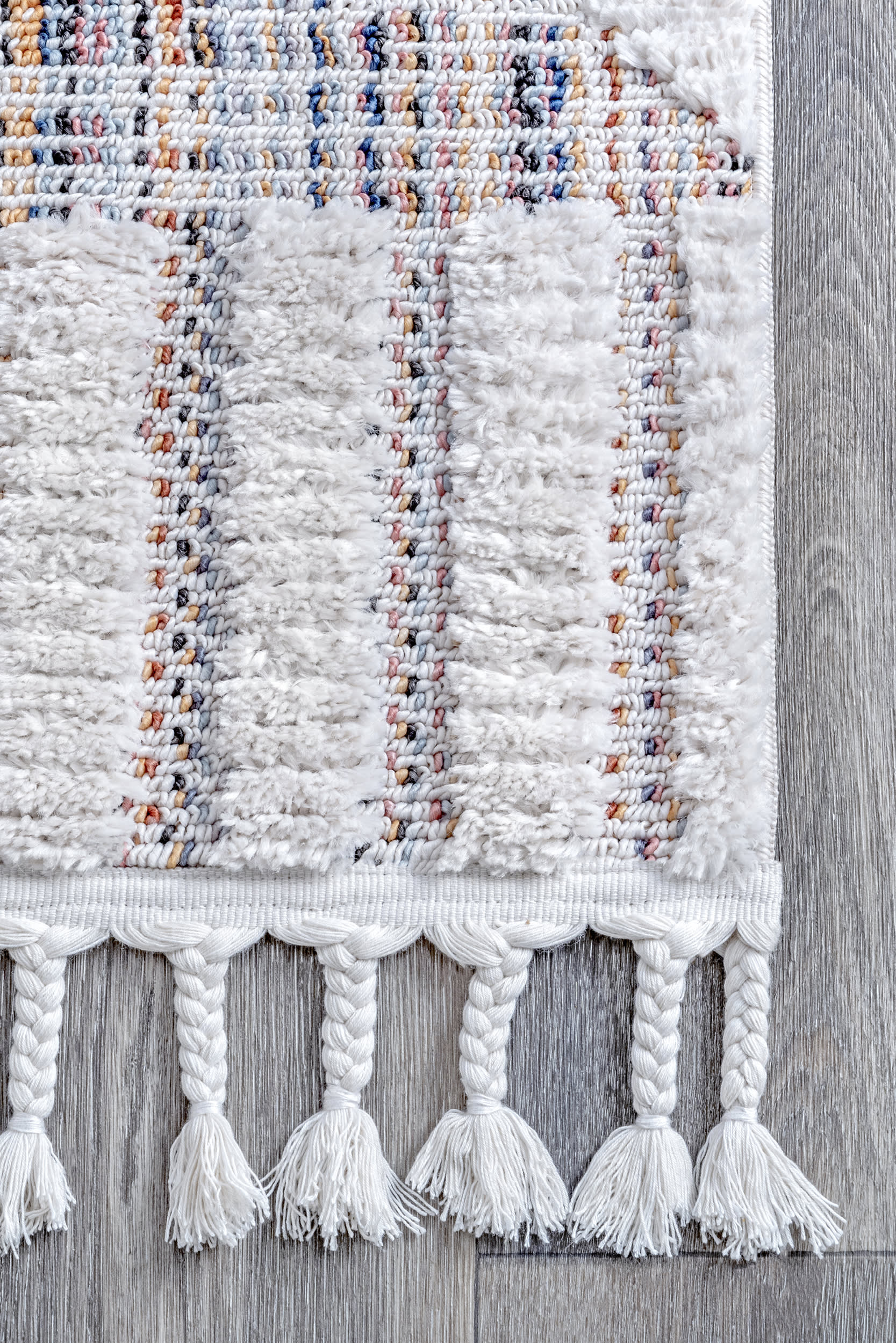 Shaggy Checkered Tiles Tassel Rug | Pink - Image 3