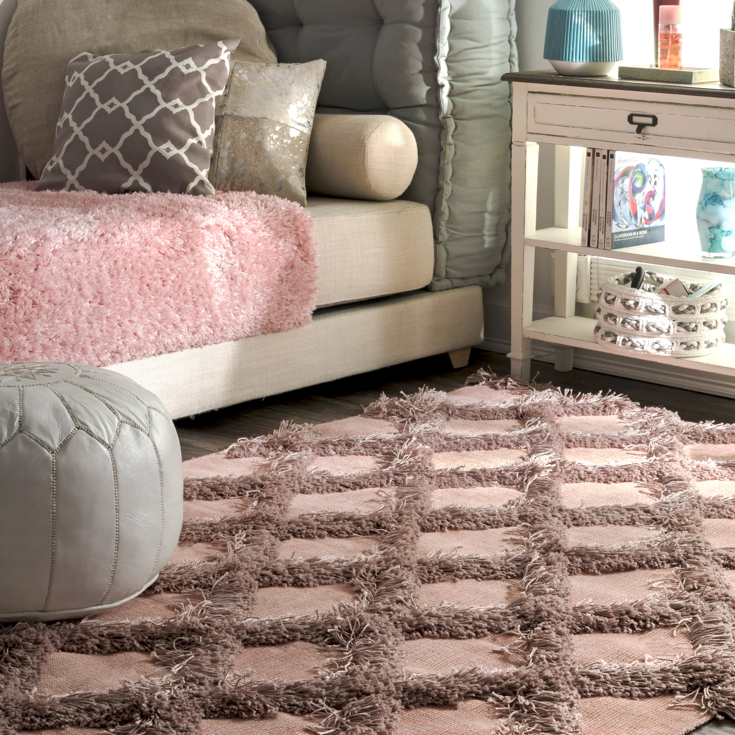 Shaggy Diamond Trellis Rug | Pink - Image 2