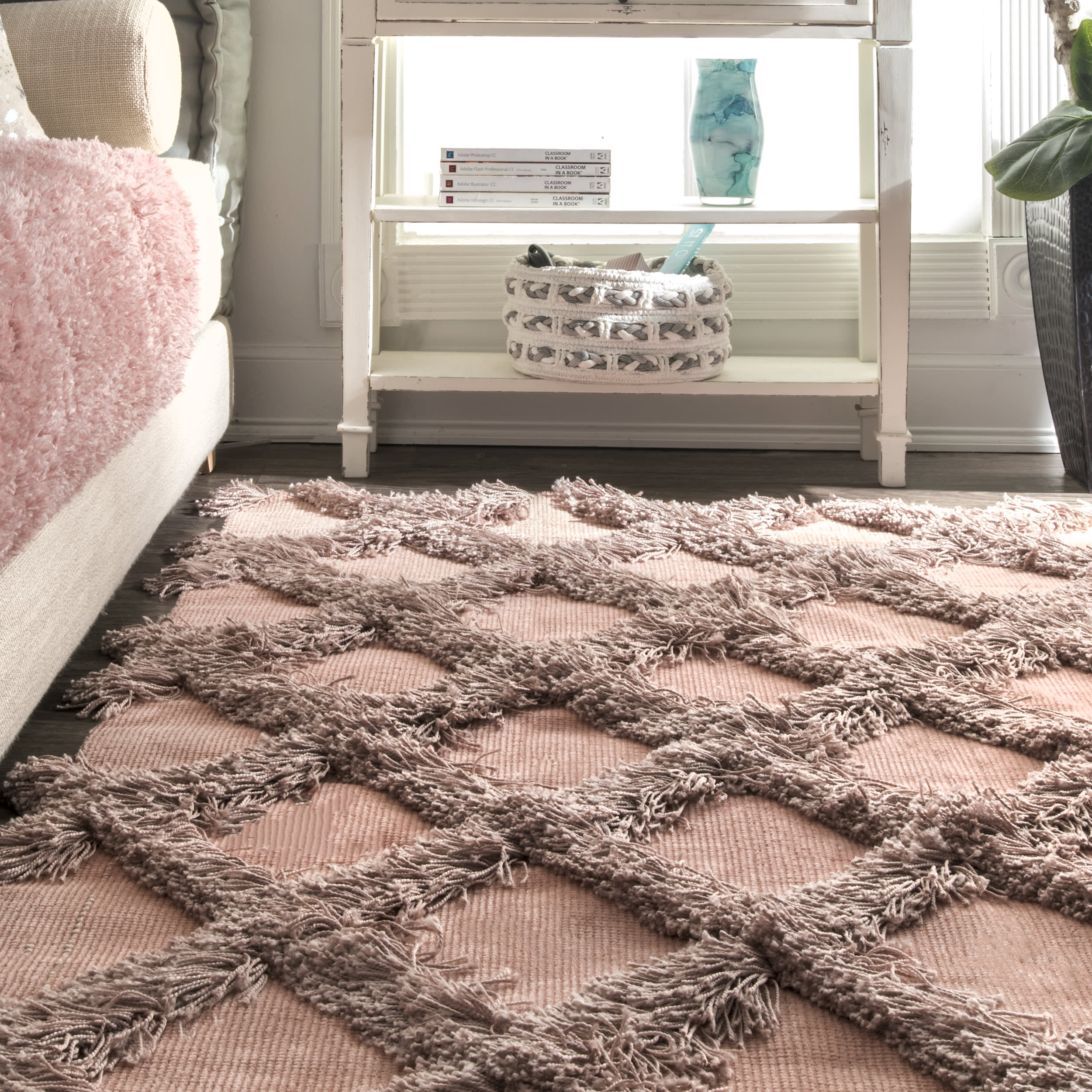 Shaggy Diamond Trellis Rug | Pink - Image 4