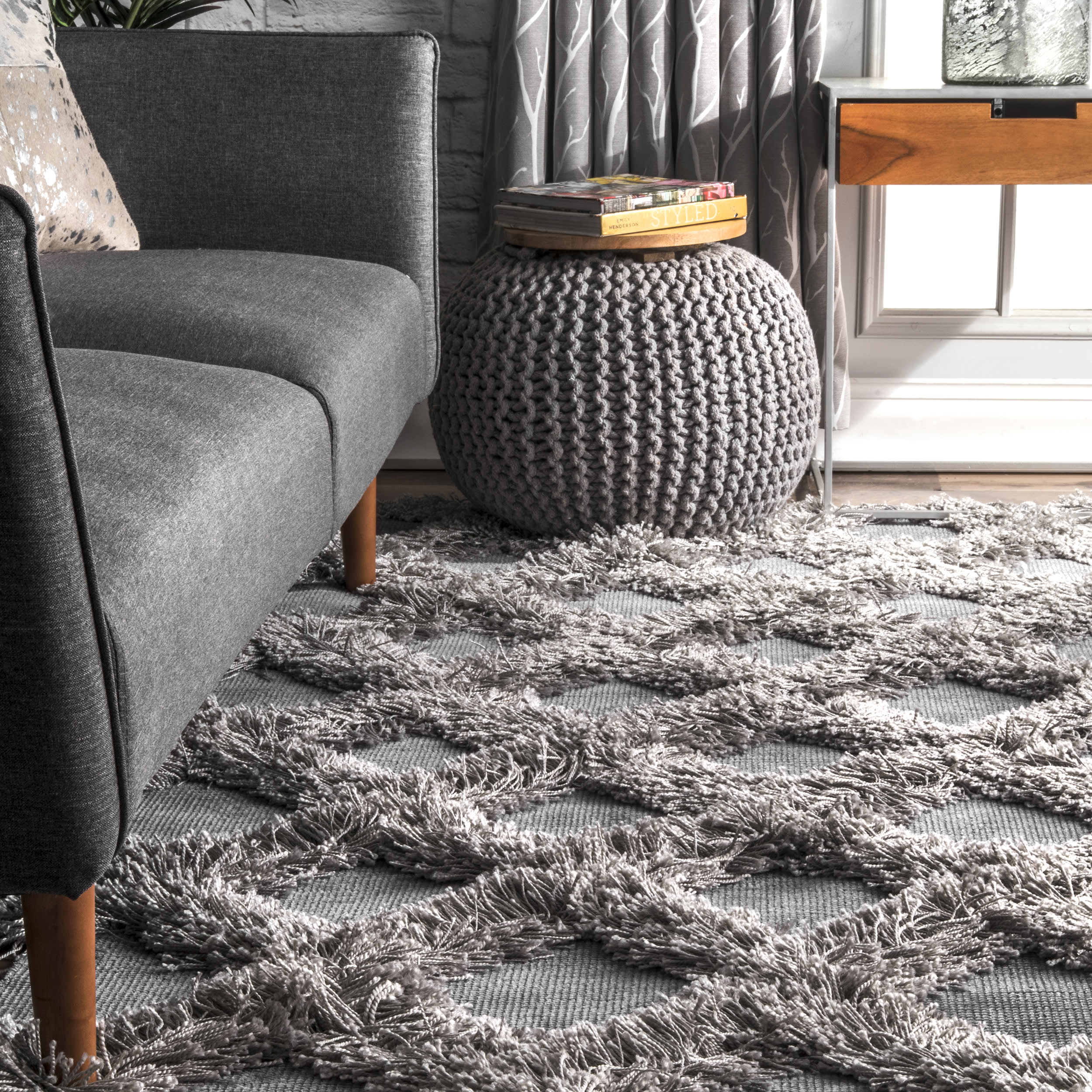 Shaggy Diamond Trellis Rug | Silver - Image 4