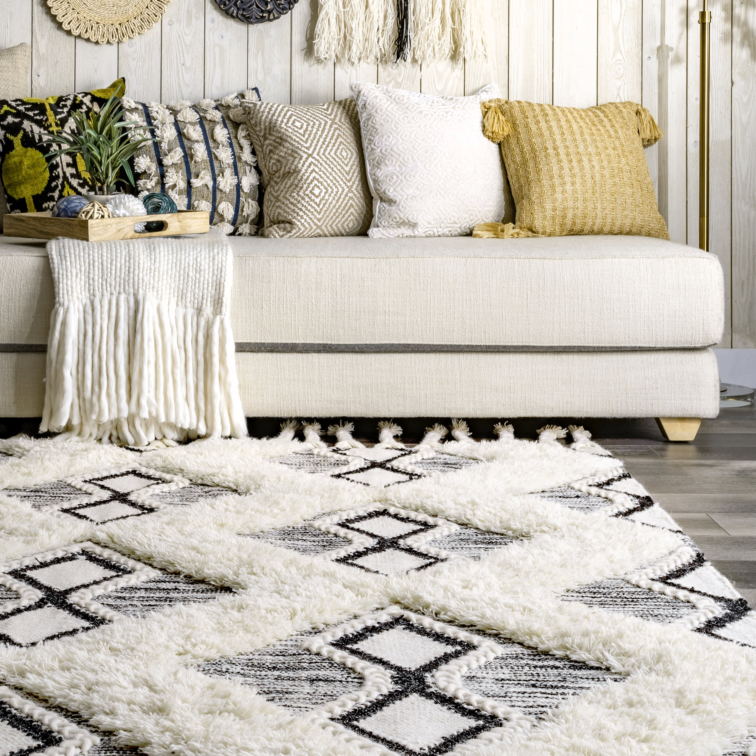 Shaggy Helix Diamonds Rug | Grey - Image 4