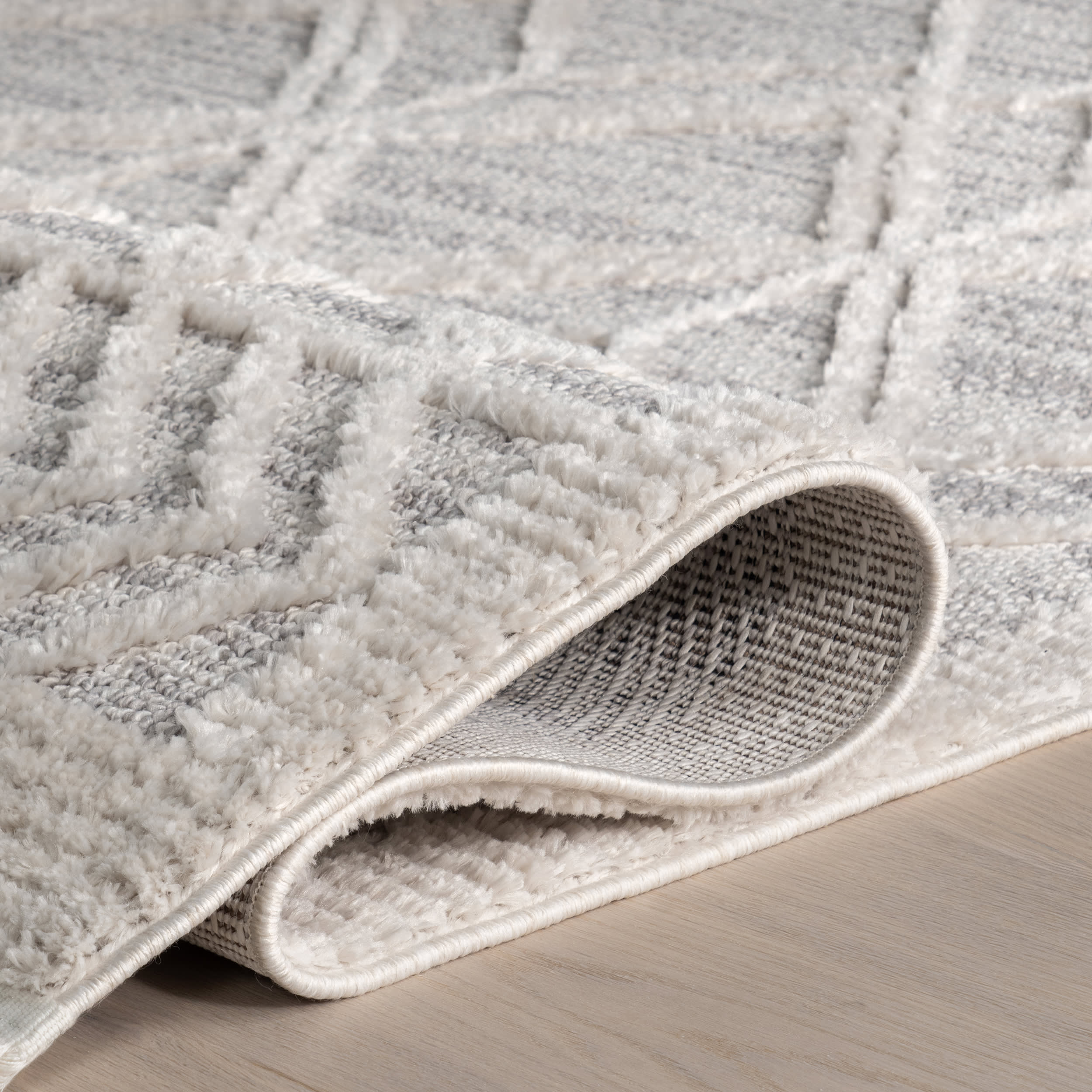 Shaggy Lattice Tassel Rug | Light Grey - Image 11