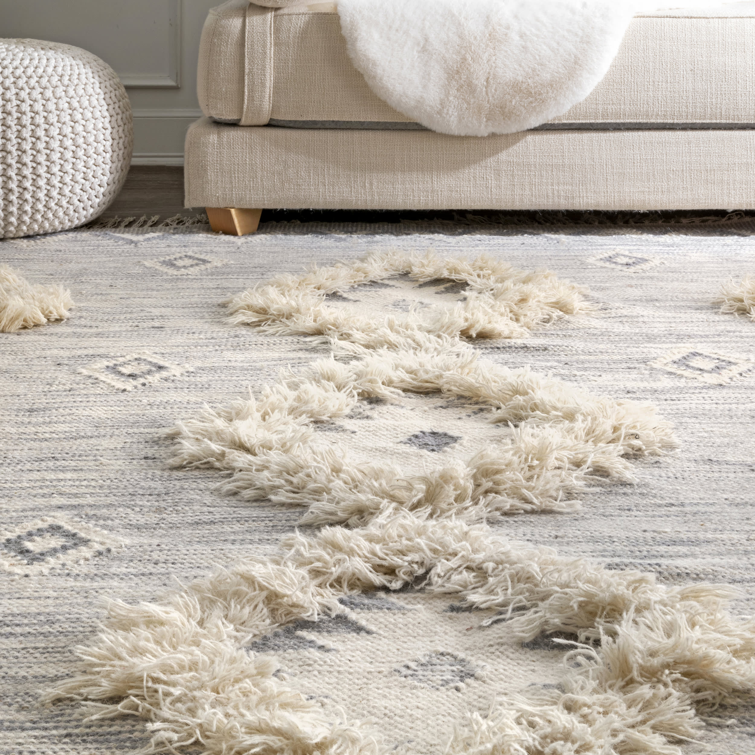 Shaggy Moroccan Lattice Fringe Rug | Light Grey - Image 4