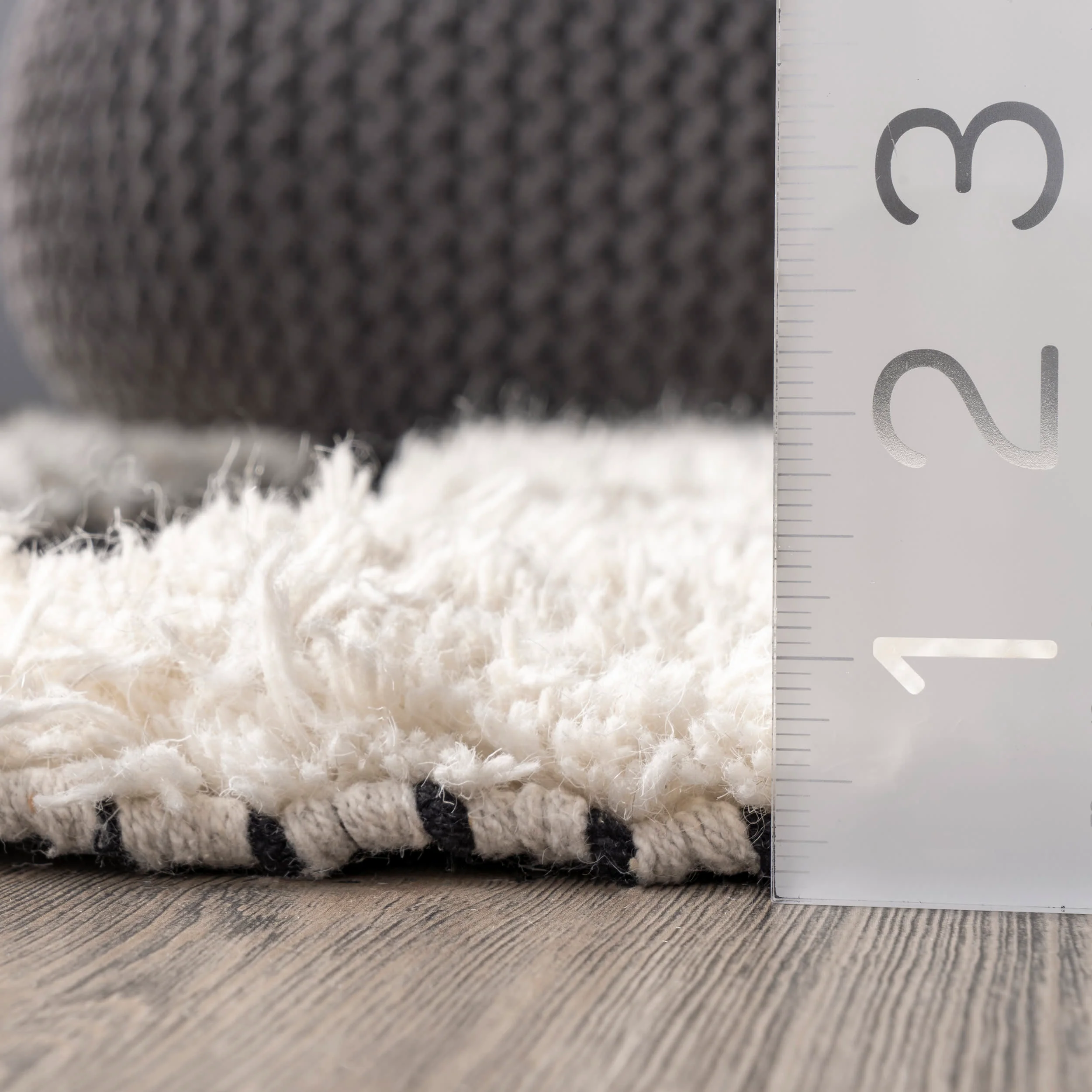 Shaggy Striped Texture Rug | Ivory - Image 5