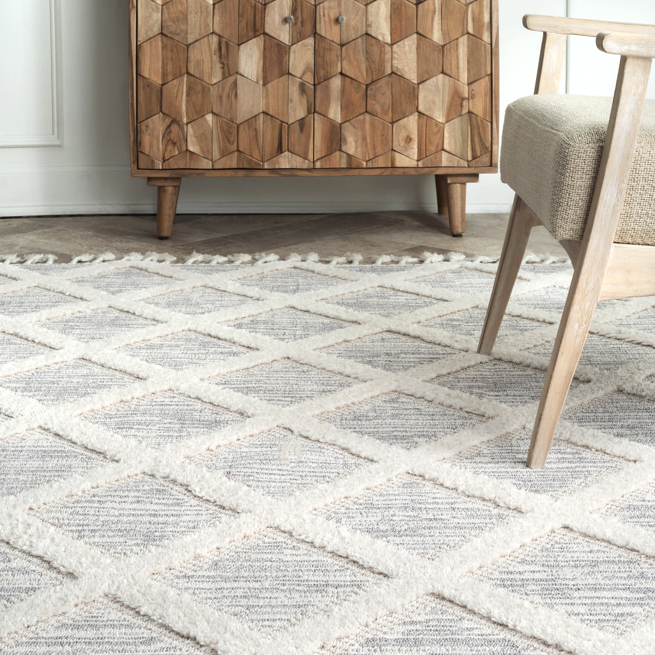 Shaggy Trellis Rug | Cream - Image 4
