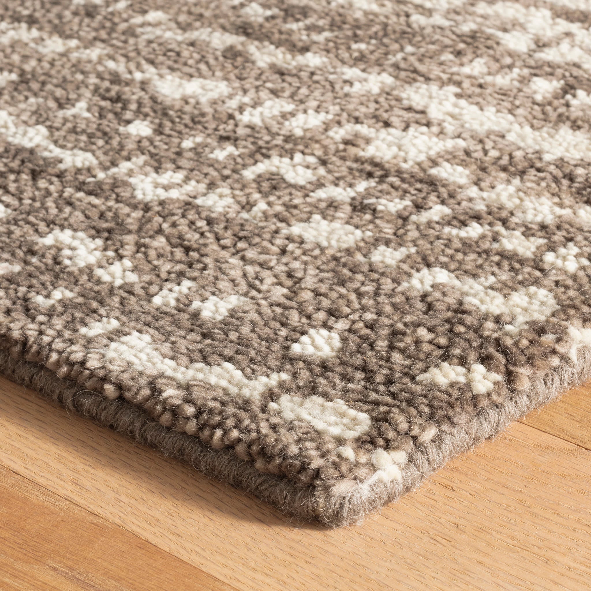 Shepherd Hand Knotted Wool Rug | Grey - Image 4